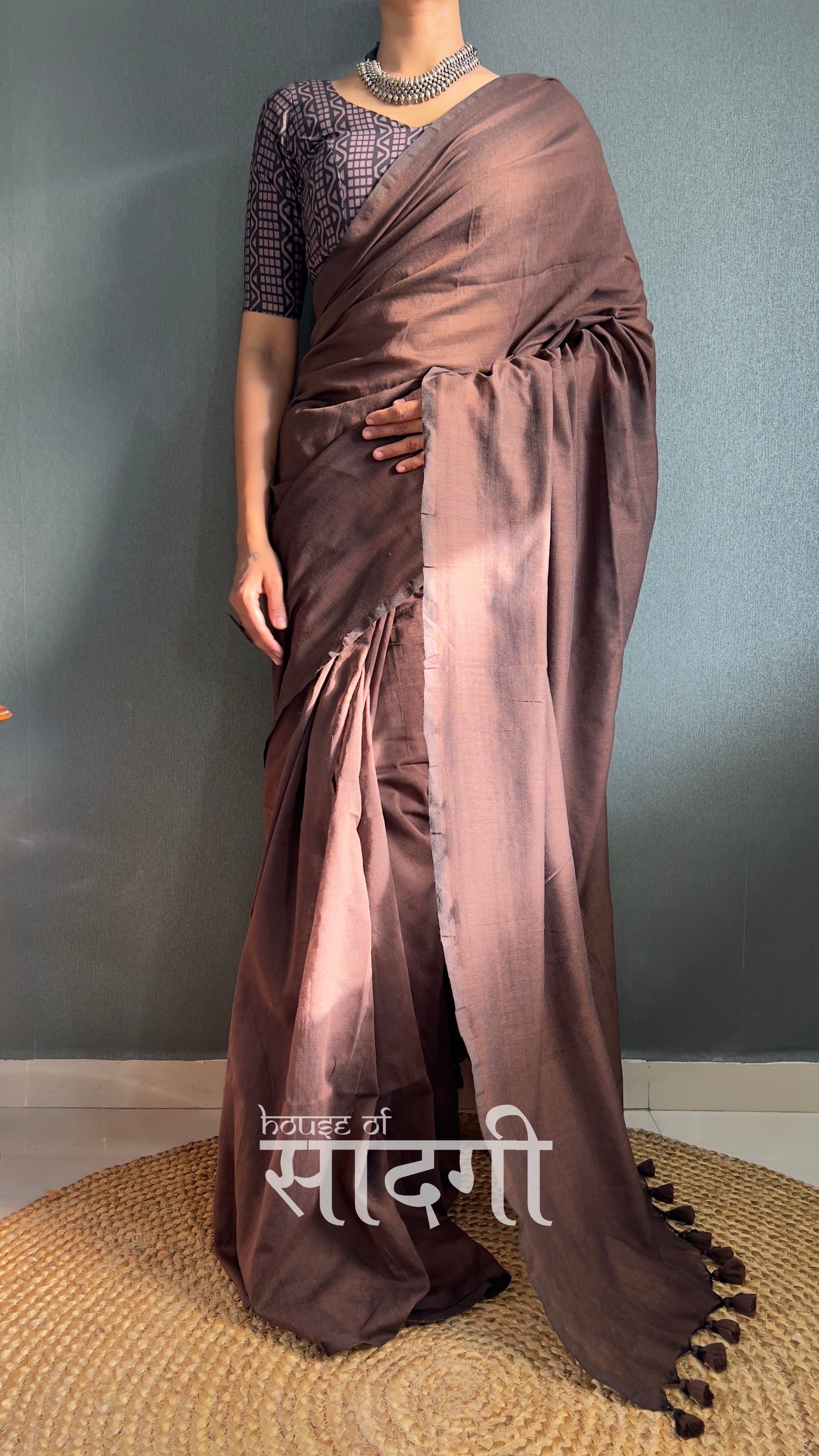 Brown Handloom  Cotton Saree With Black Printed Blouse