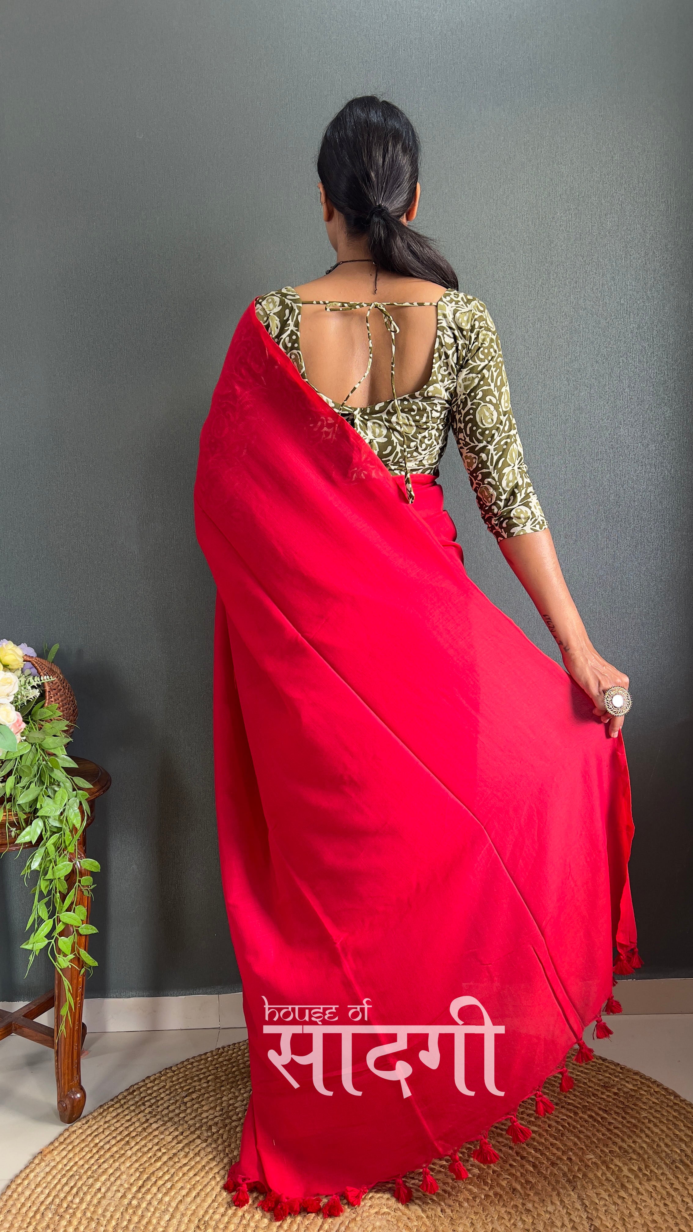 Red Handloom Cotton Saree With Geometric Printed Blouse