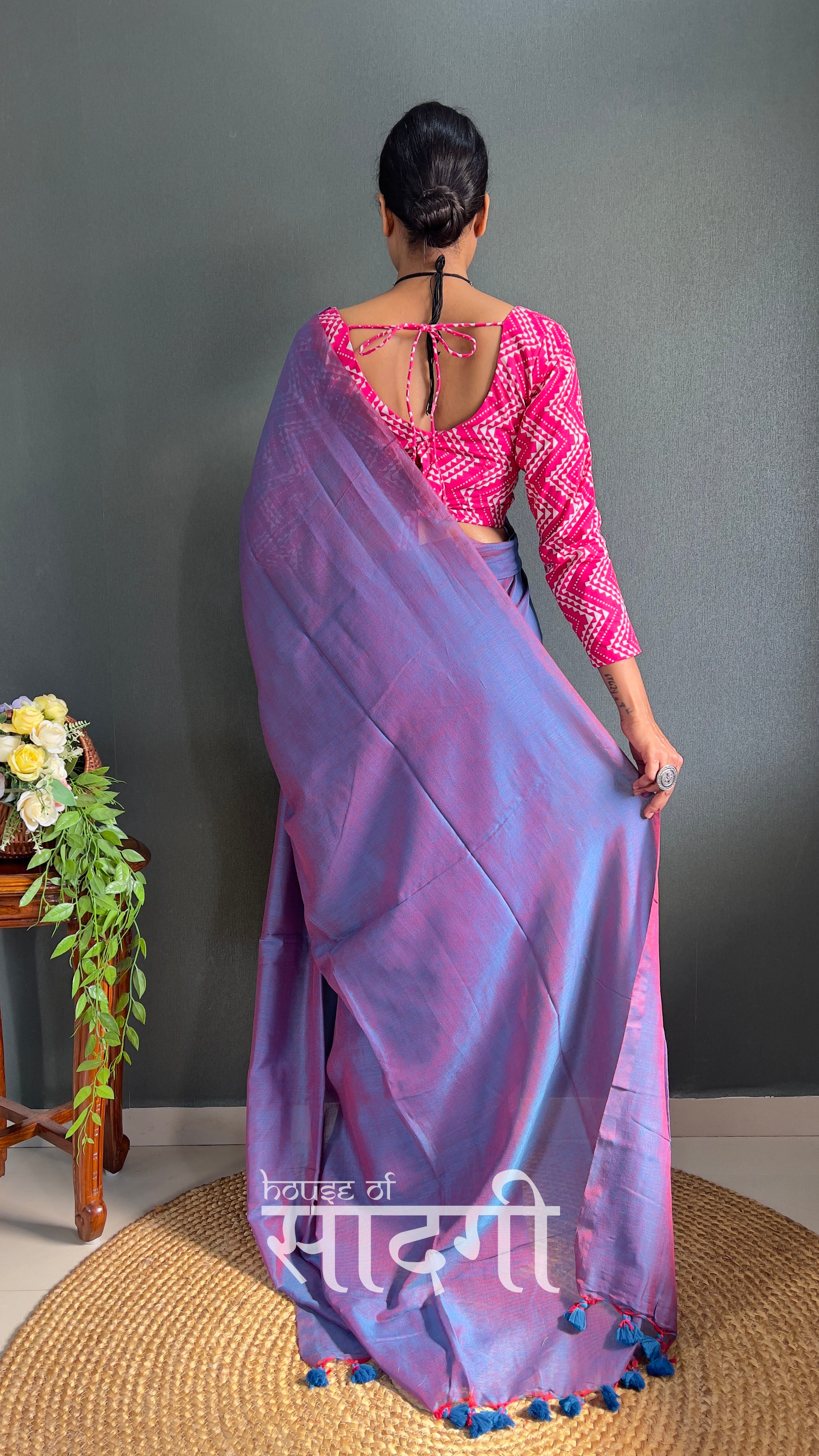 Light Blue Dual Tone Handloom Cotton Saree With Pink Printed Blouse