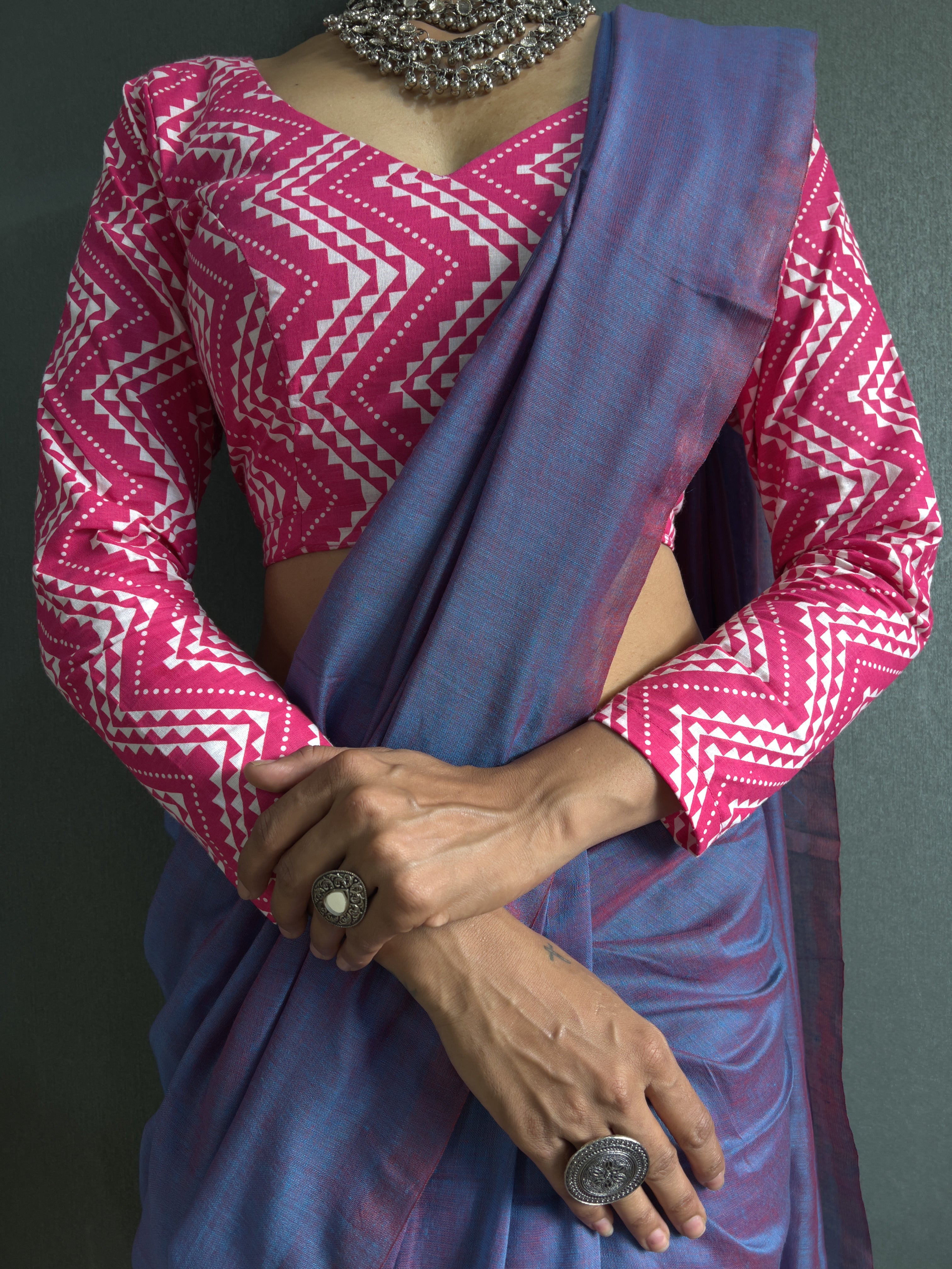 Light Blue Dual Tone Handloom Cotton Saree With Pink Printed Blouse