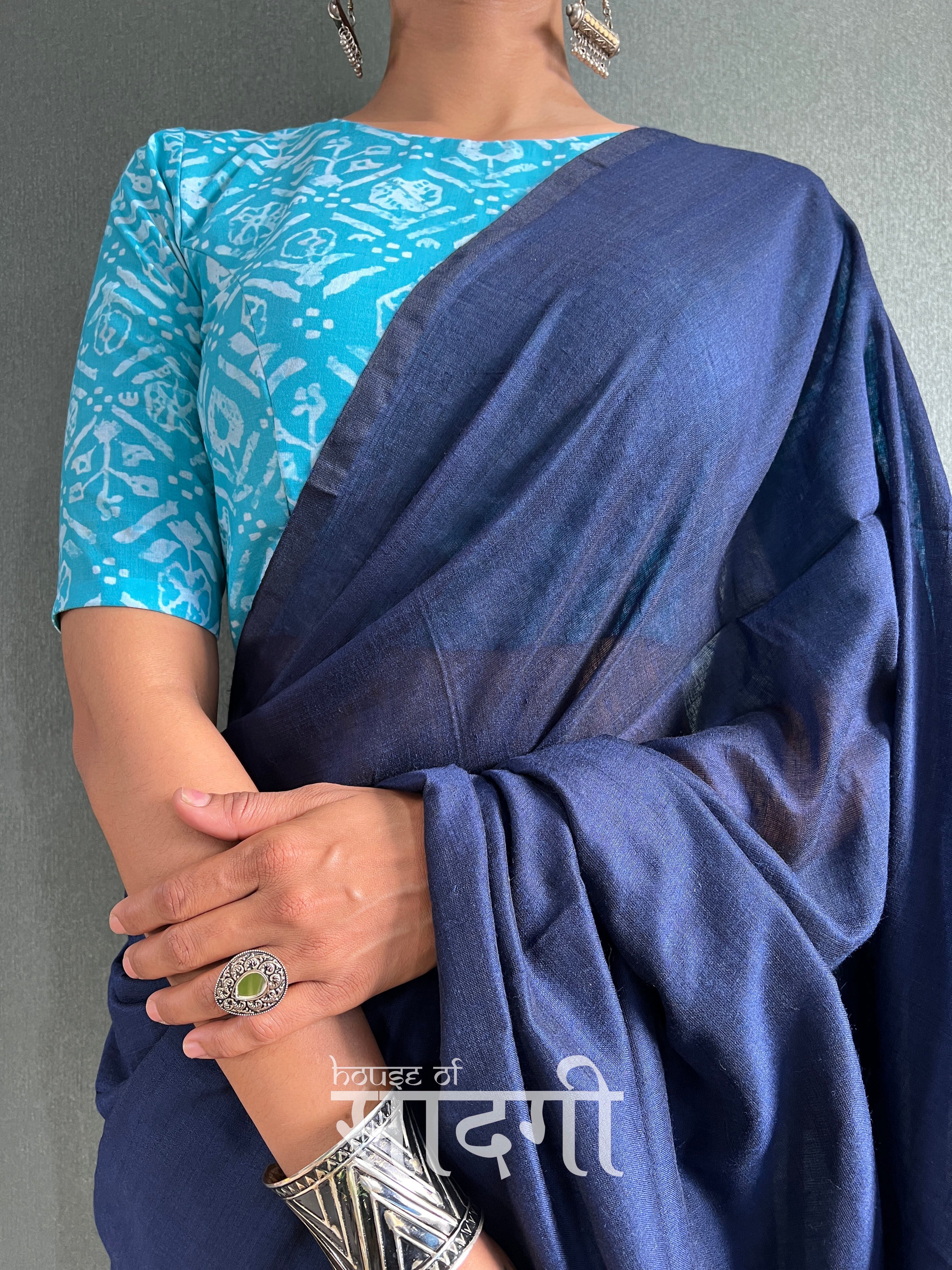 Nevy Blue Handloom Cotton Saree With Sky Printed Blouse