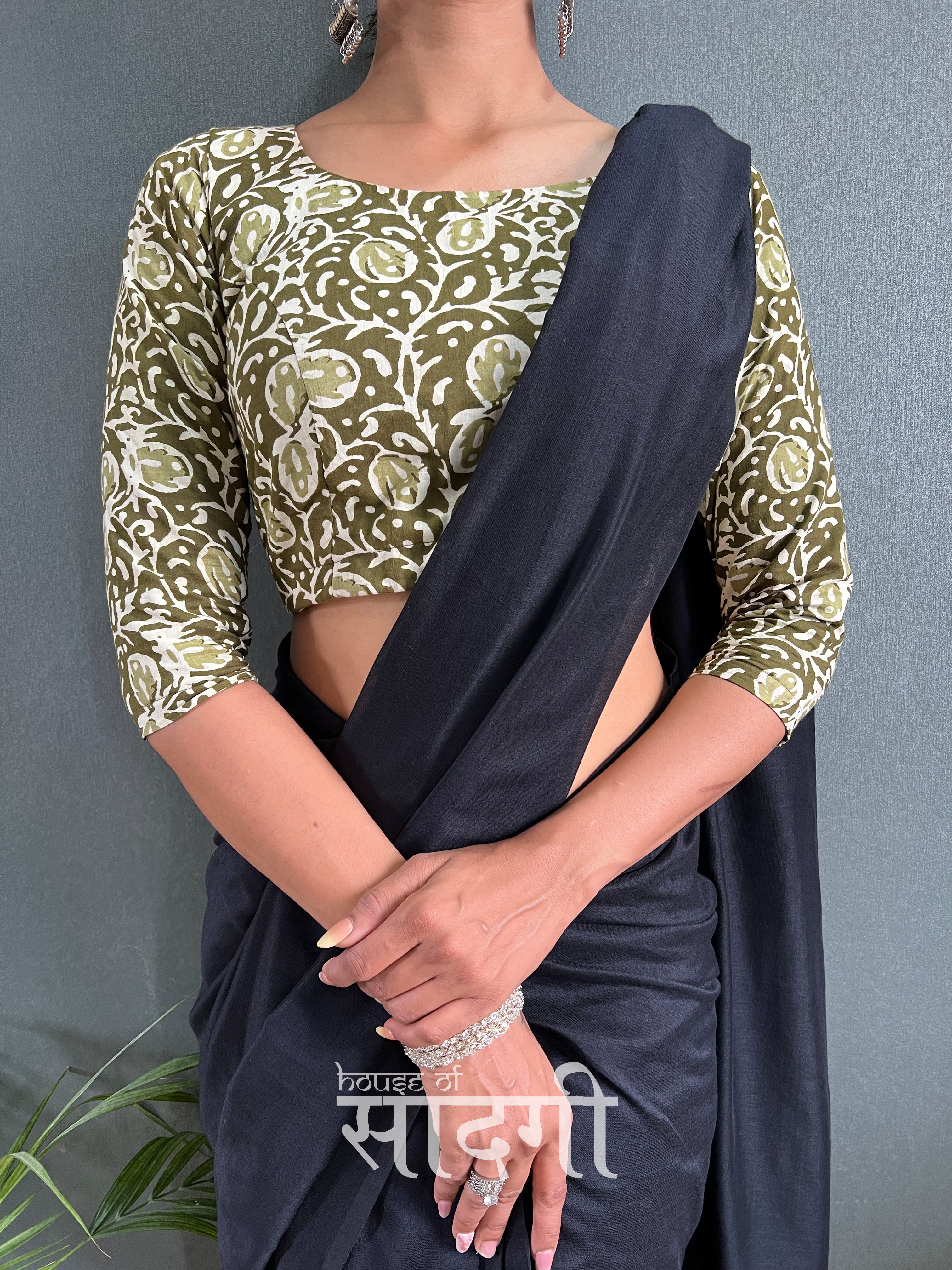 Black Handloom Cotton Saree With Mehndi Printed Blouse