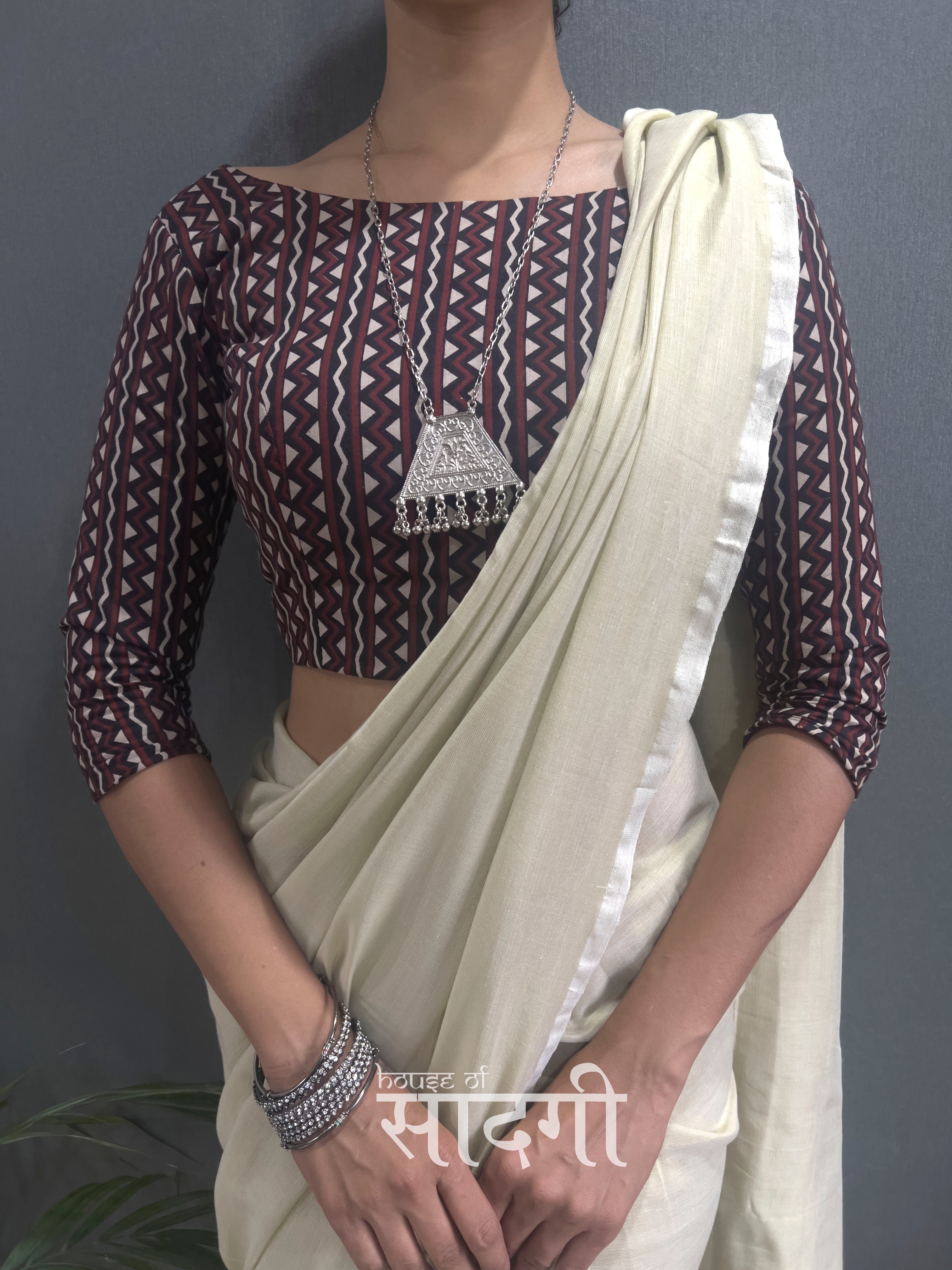 Honeydew Handloom Cotton Saree With Triangle Printed Blouse