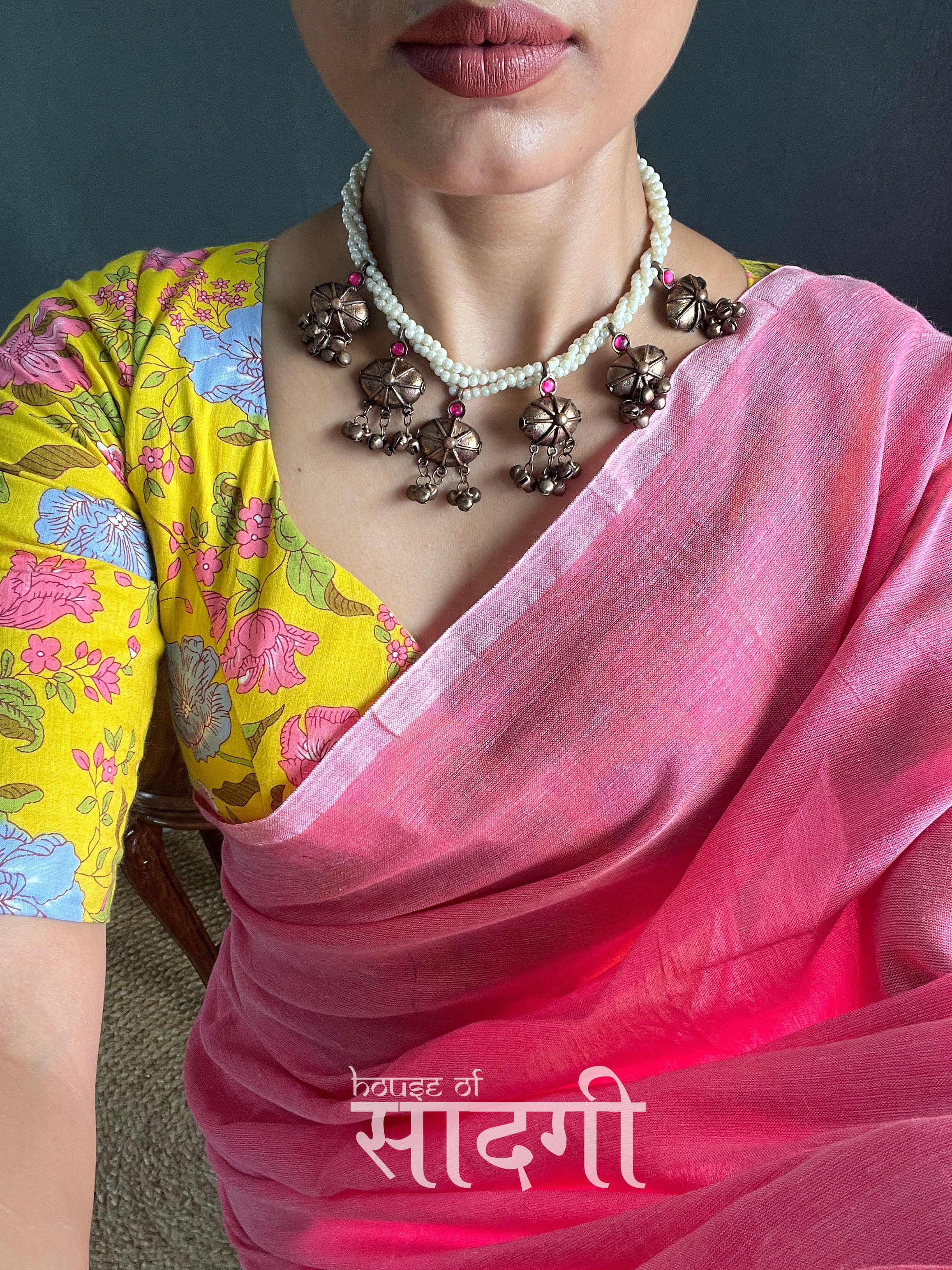 Gajri Handloom Cotton Saree With Yellow Flower Printed Blouse