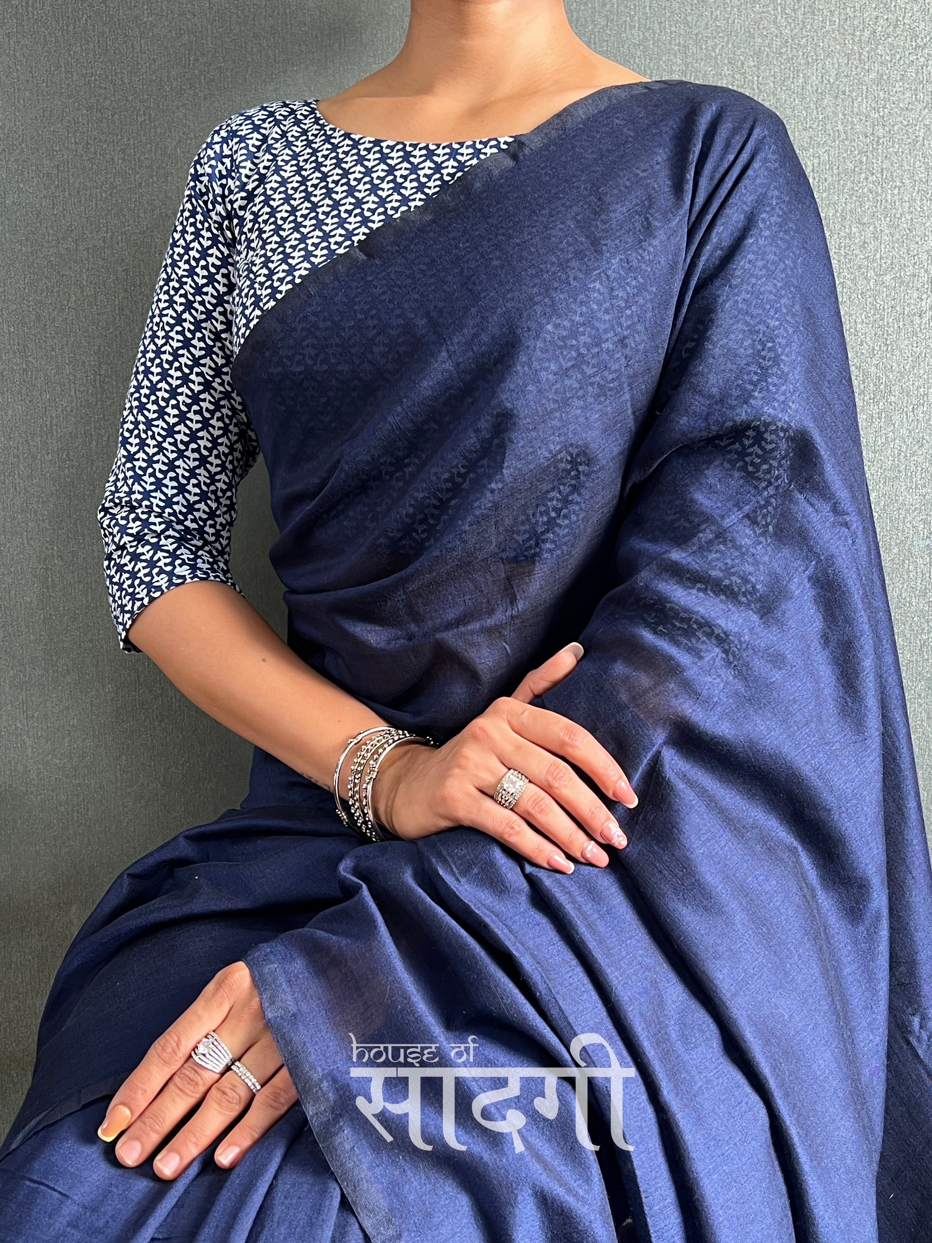 Nevy Blue Handloom Cotton Saree With Blue Printed Blouse