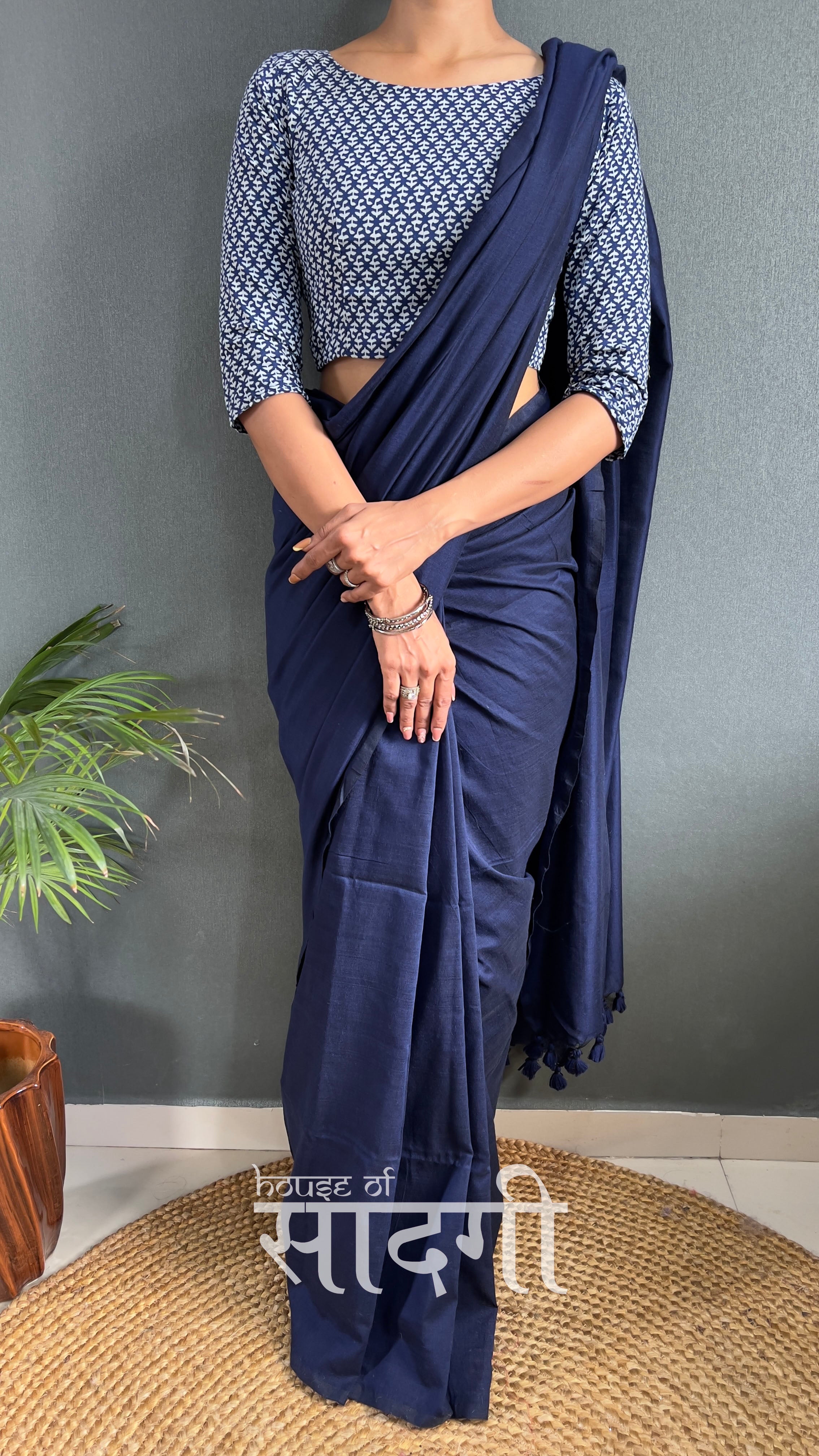 Nevy Blue Handloom Cotton Saree With Blue Printed Blouse