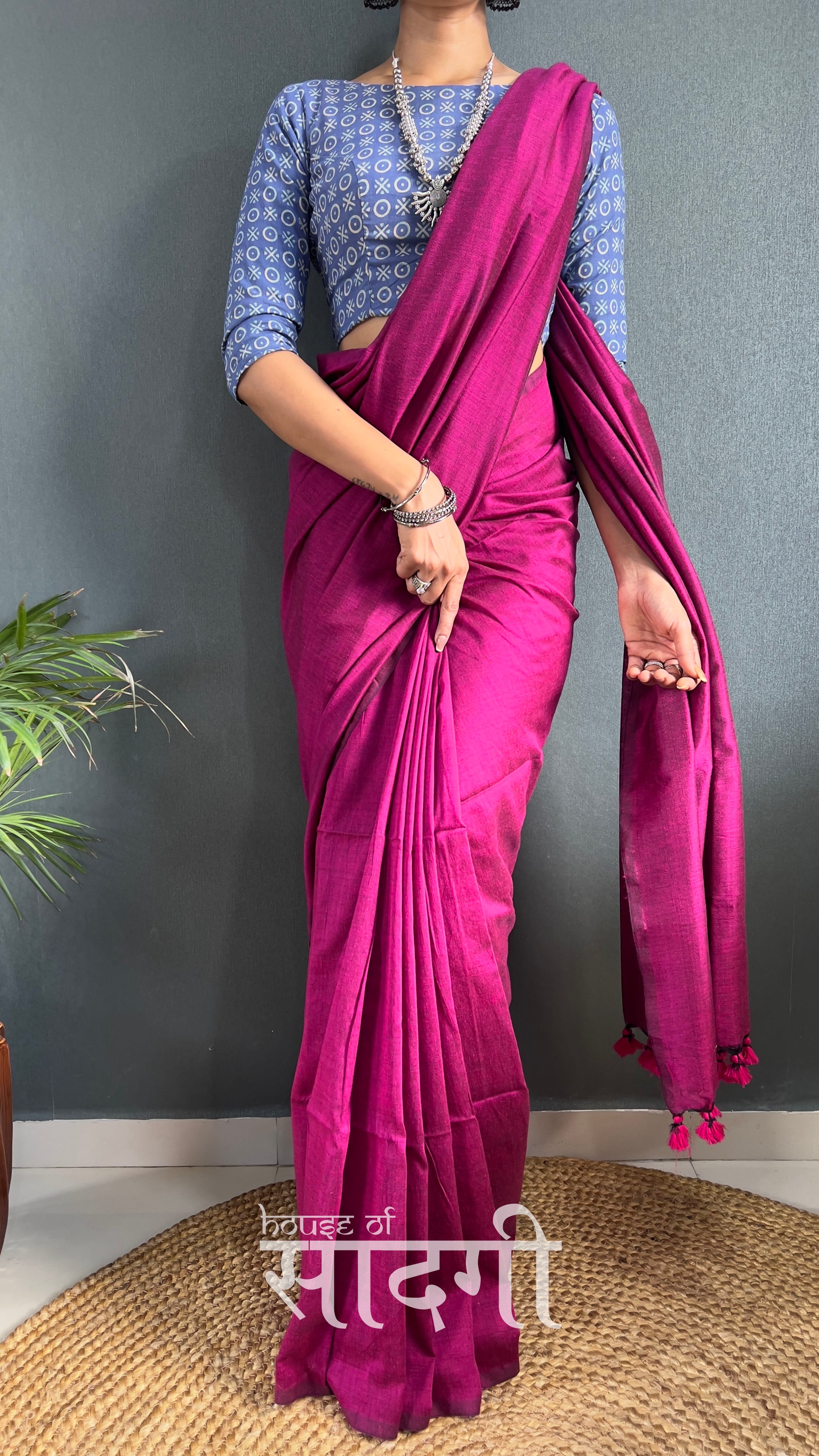 Light Wine Handloom Cotton Saree With Blue Printed Blouse