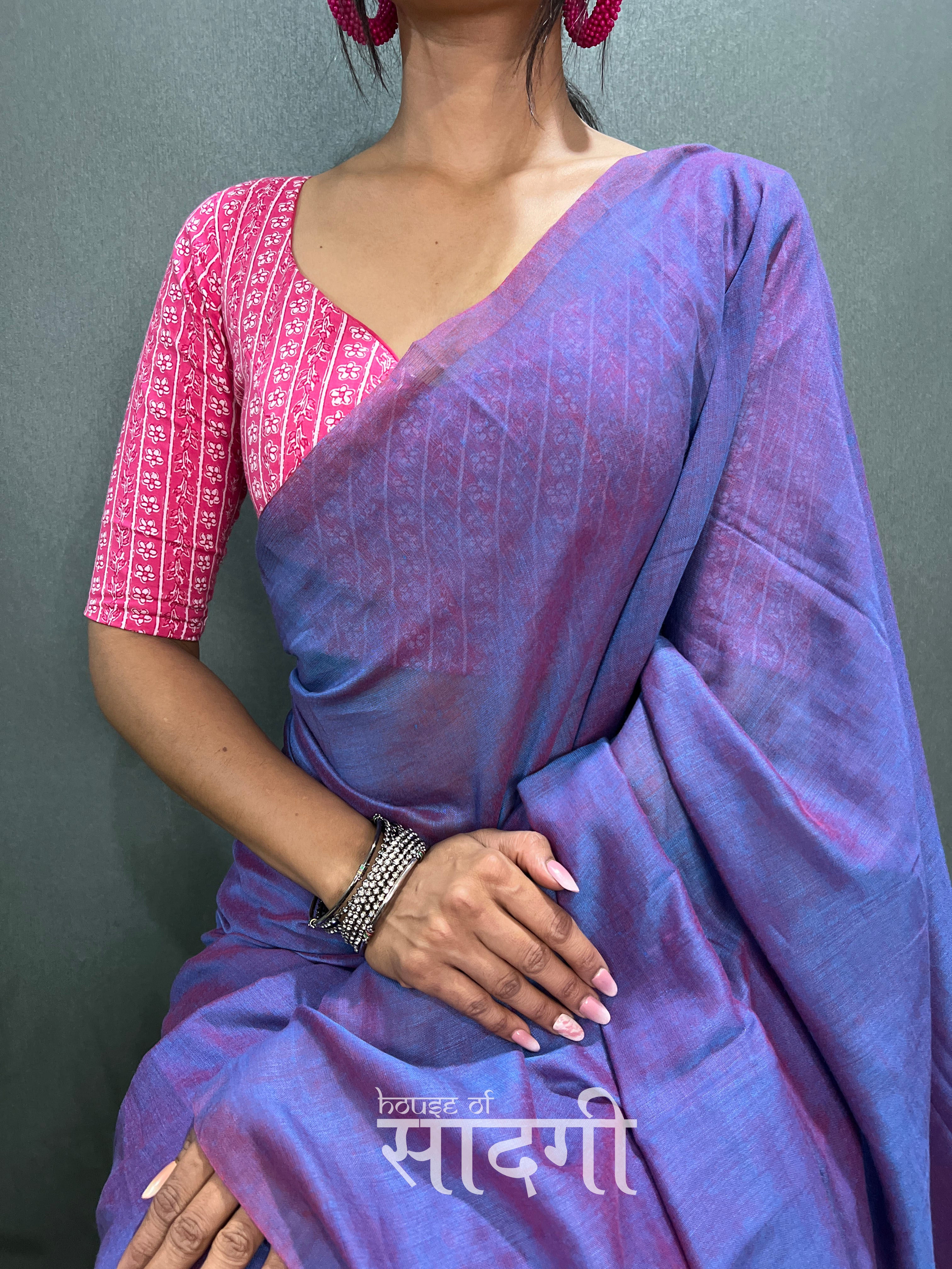 Blue Dual Tone Handloom Cotton Saree With Pink  Printed Blouse