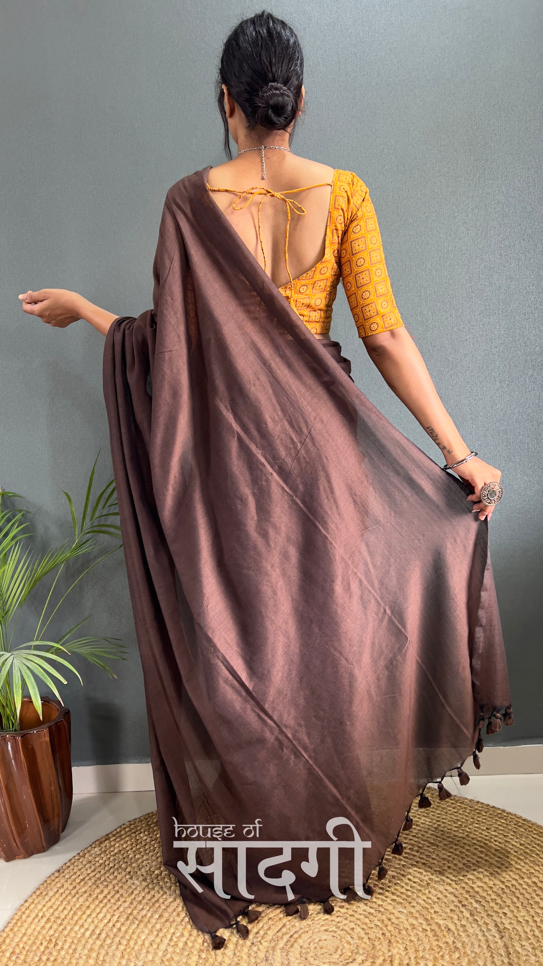 Brown Handloom Cotton Saree With Yellow Printed Blouse