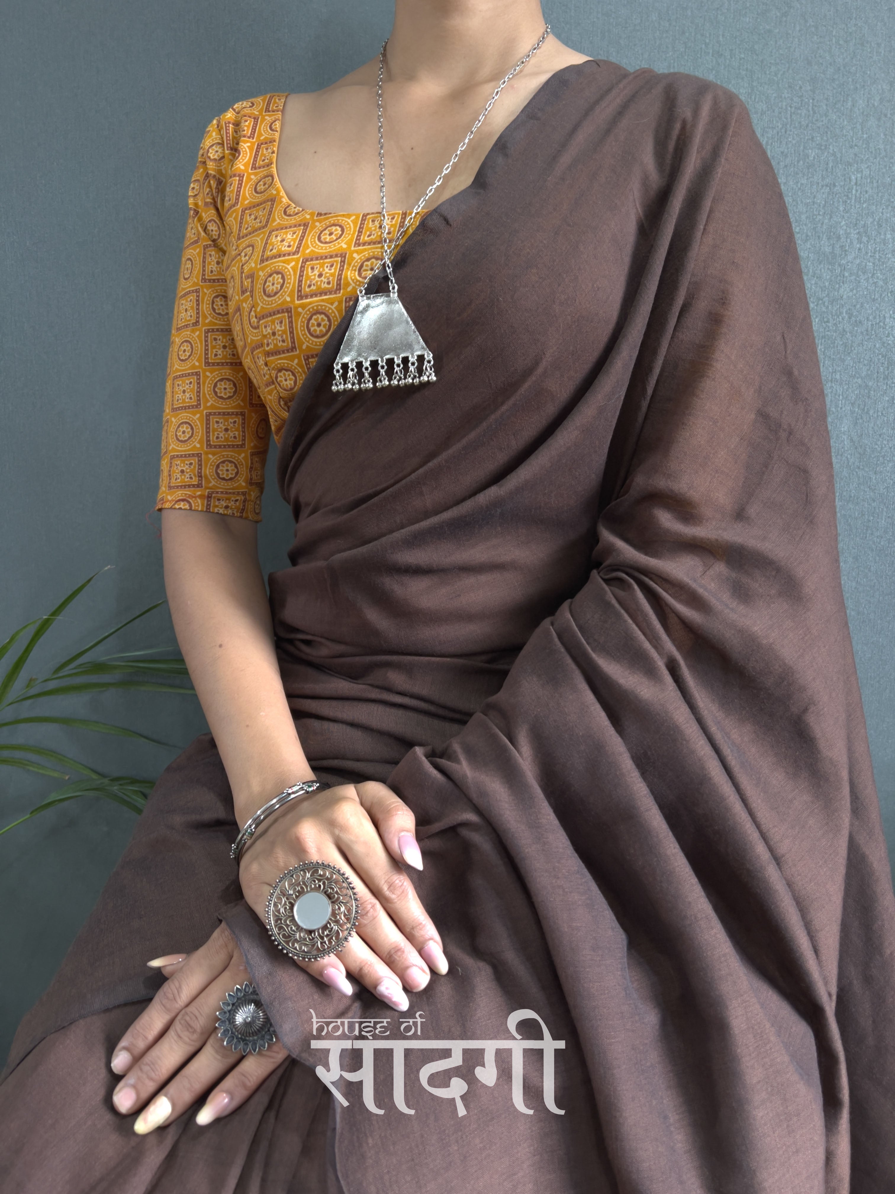 Brown Handloom Cotton Saree With Yellow Printed Blouse