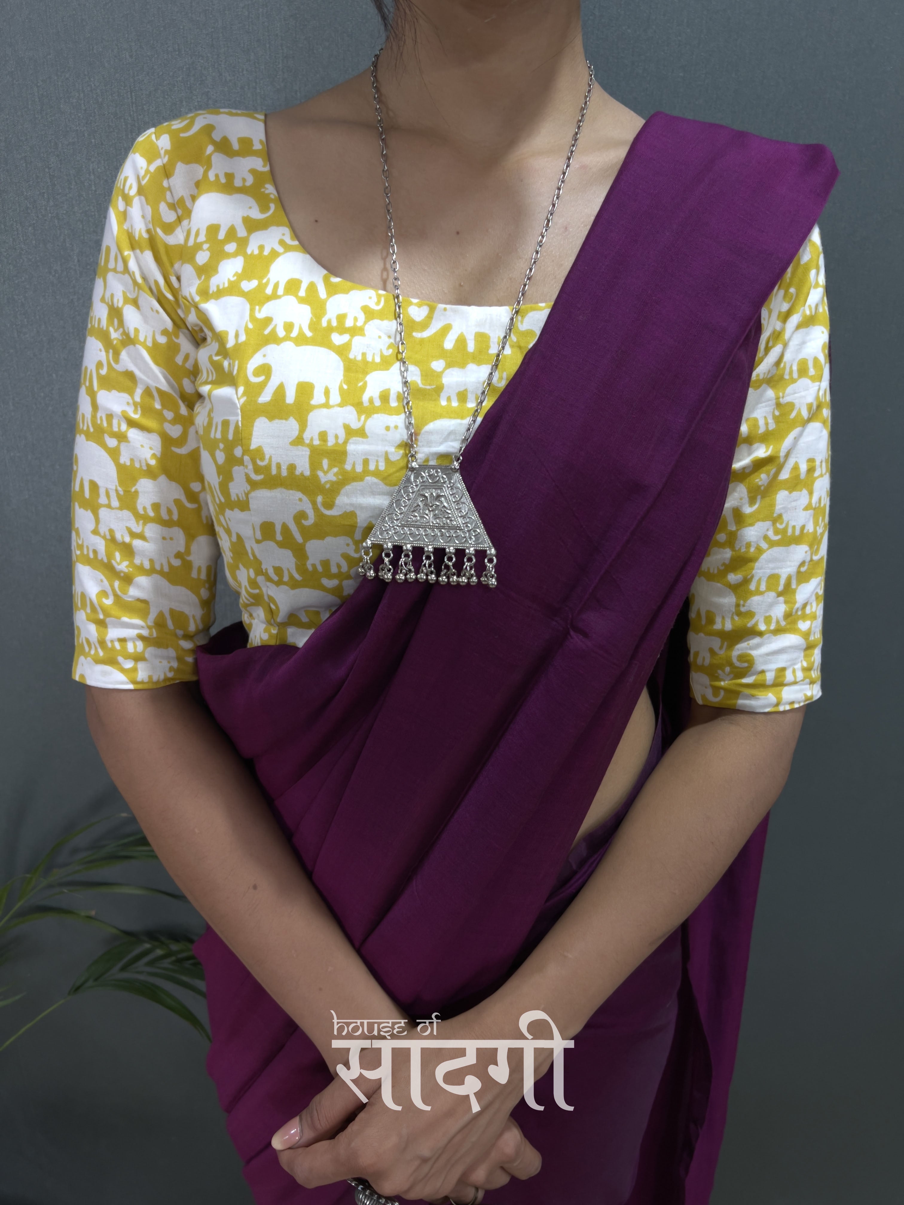 Magenta Handloom Cotton Saree With Yellow Elephant Printed Blouse