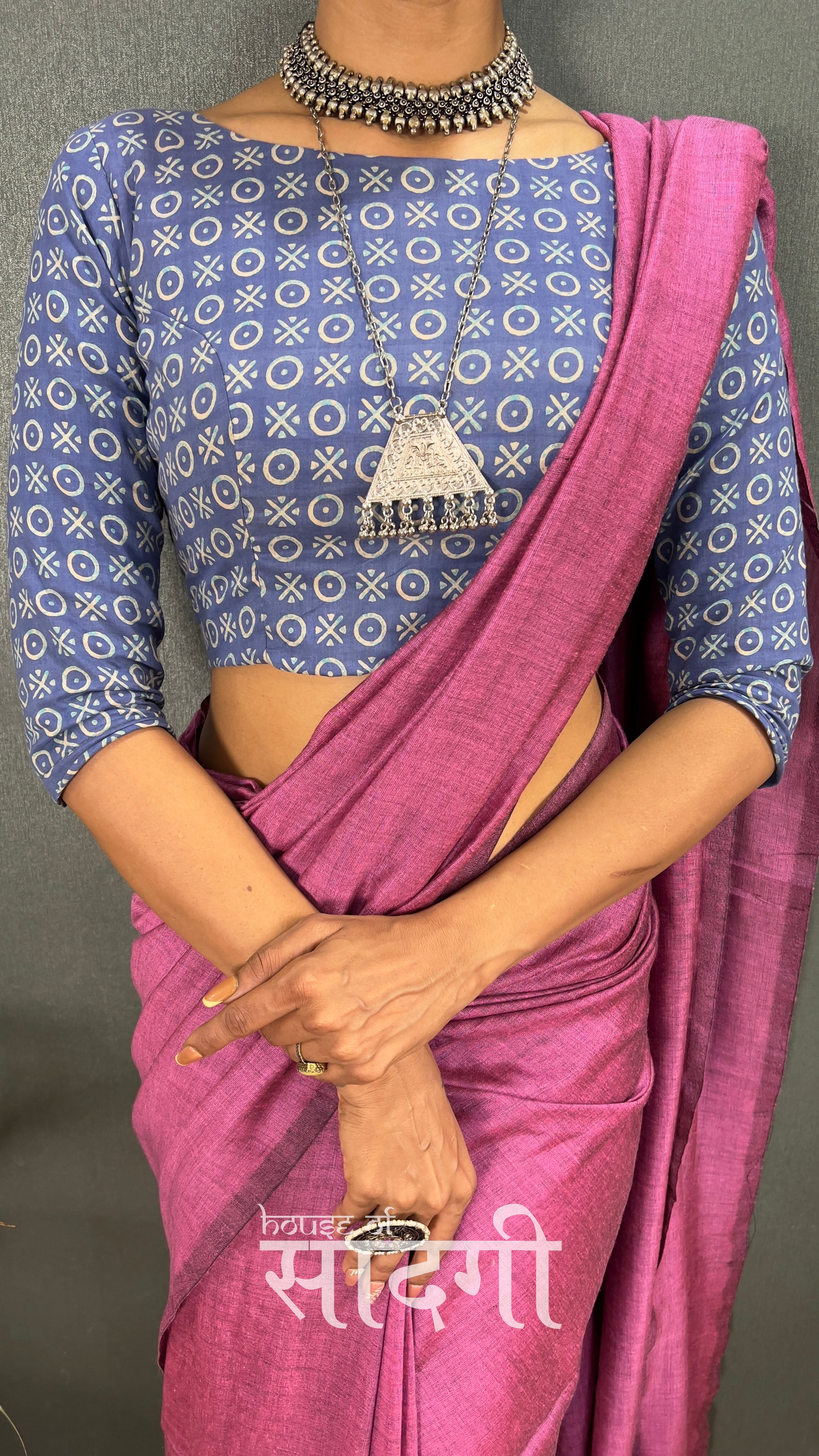 Lavender Handloom Cotton Saree With Blue Printed Blouse