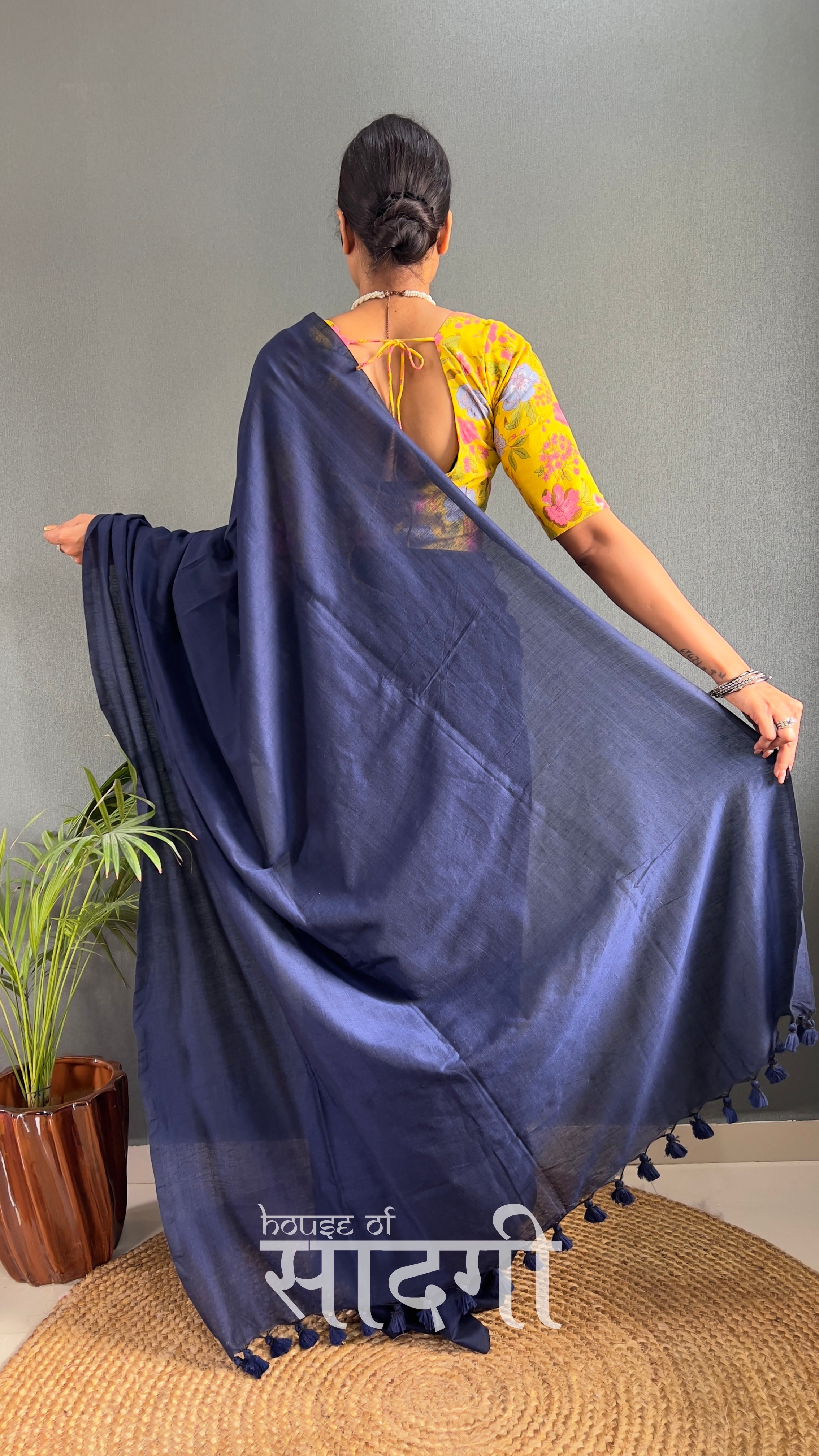 Navy Blue Handloom Cotton Saree With Flower Printed Blouse