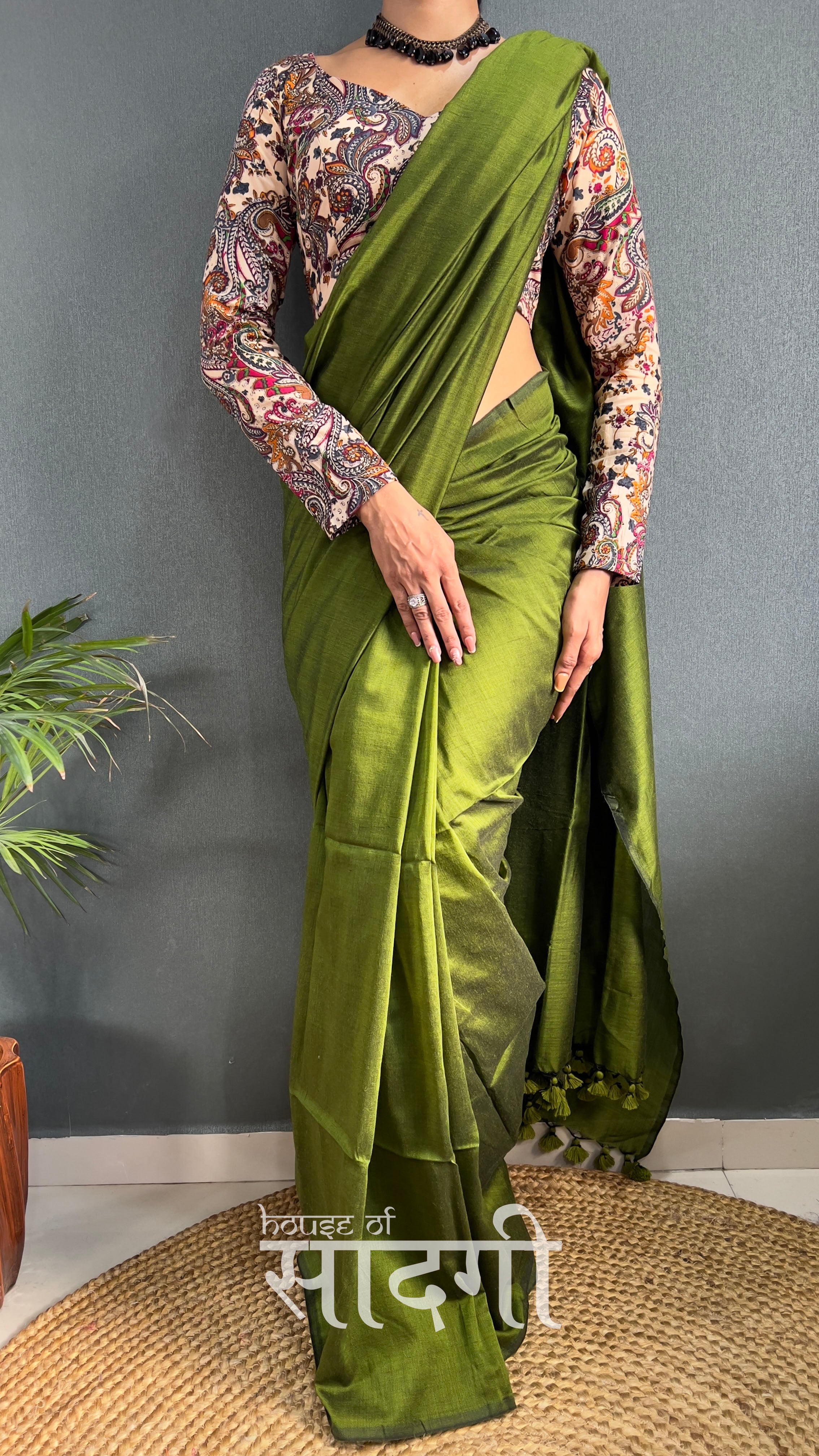 Mehndi Handloom Cotton Saree With Mango Printed Blouse