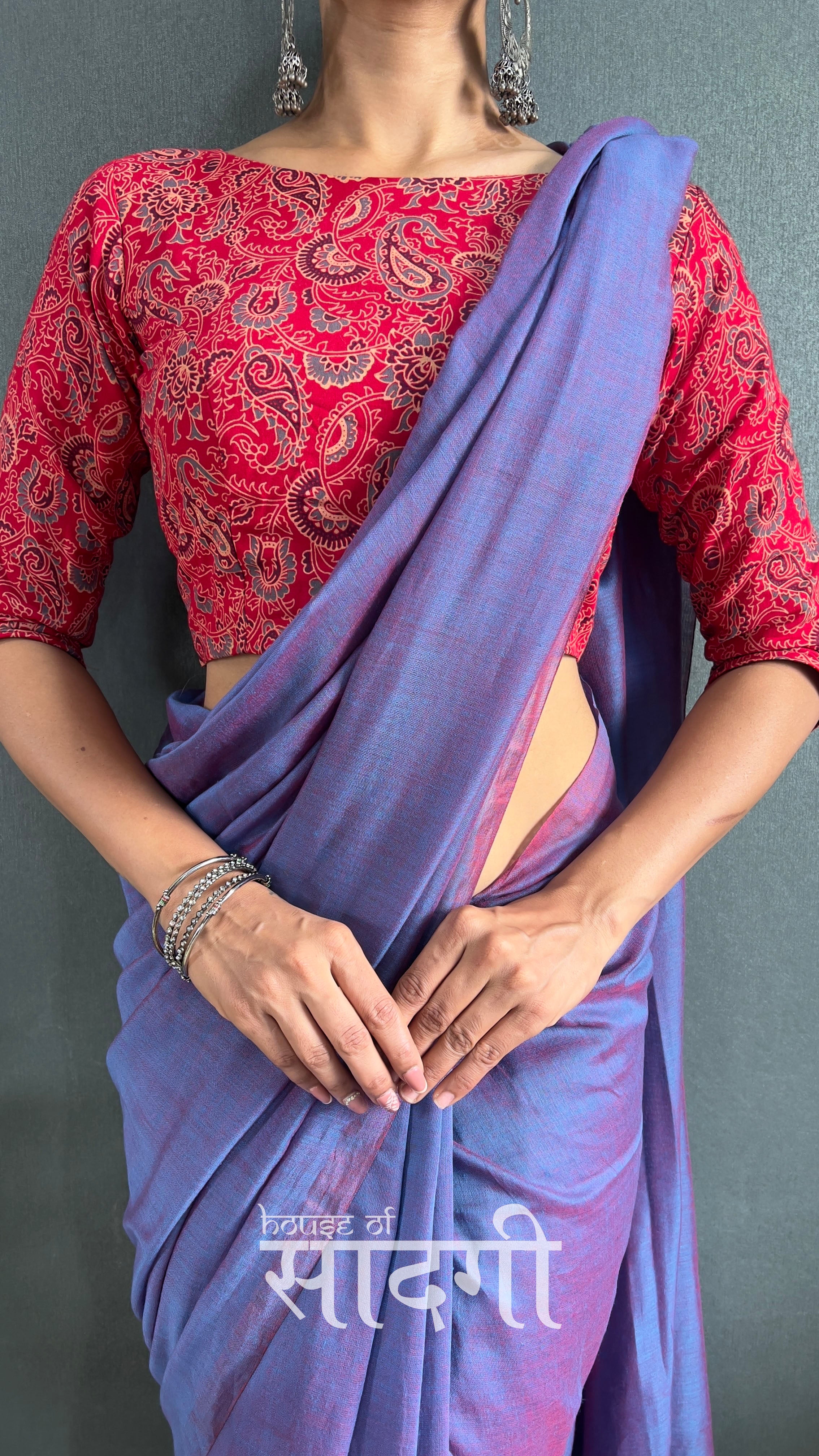 Blue Dual Tone Handloom Cotton Saree With Red Printed Blouse