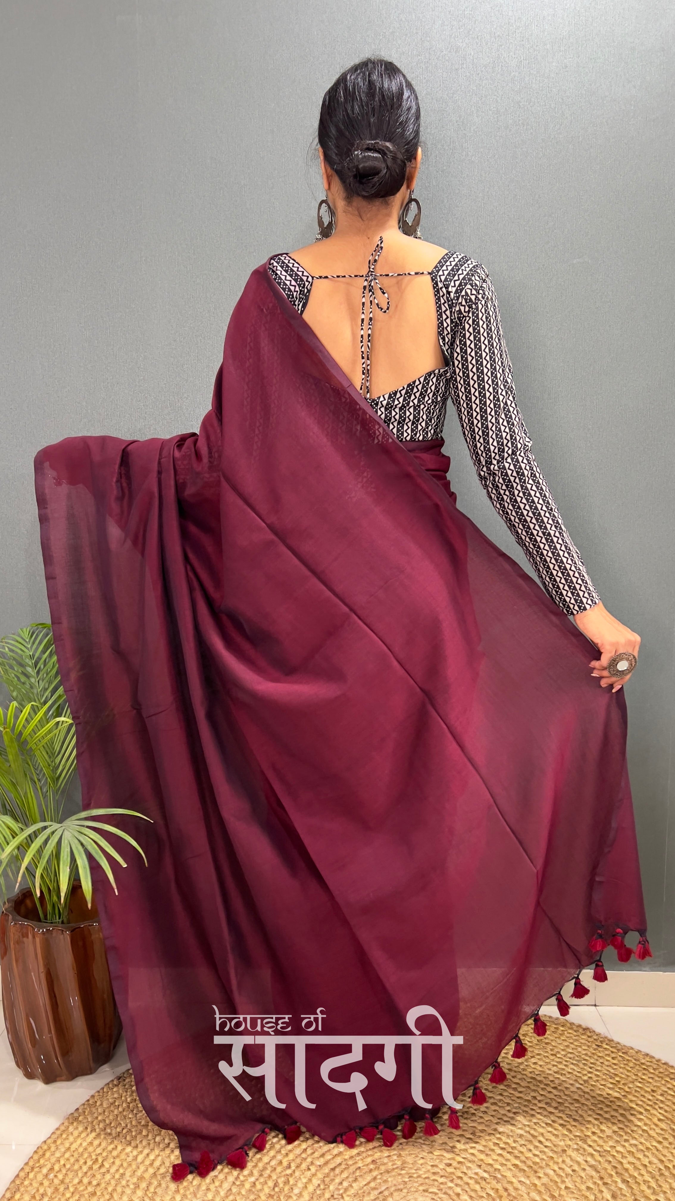 Dark Maroon Handloom Cotton Saree With Black Printed Blouse