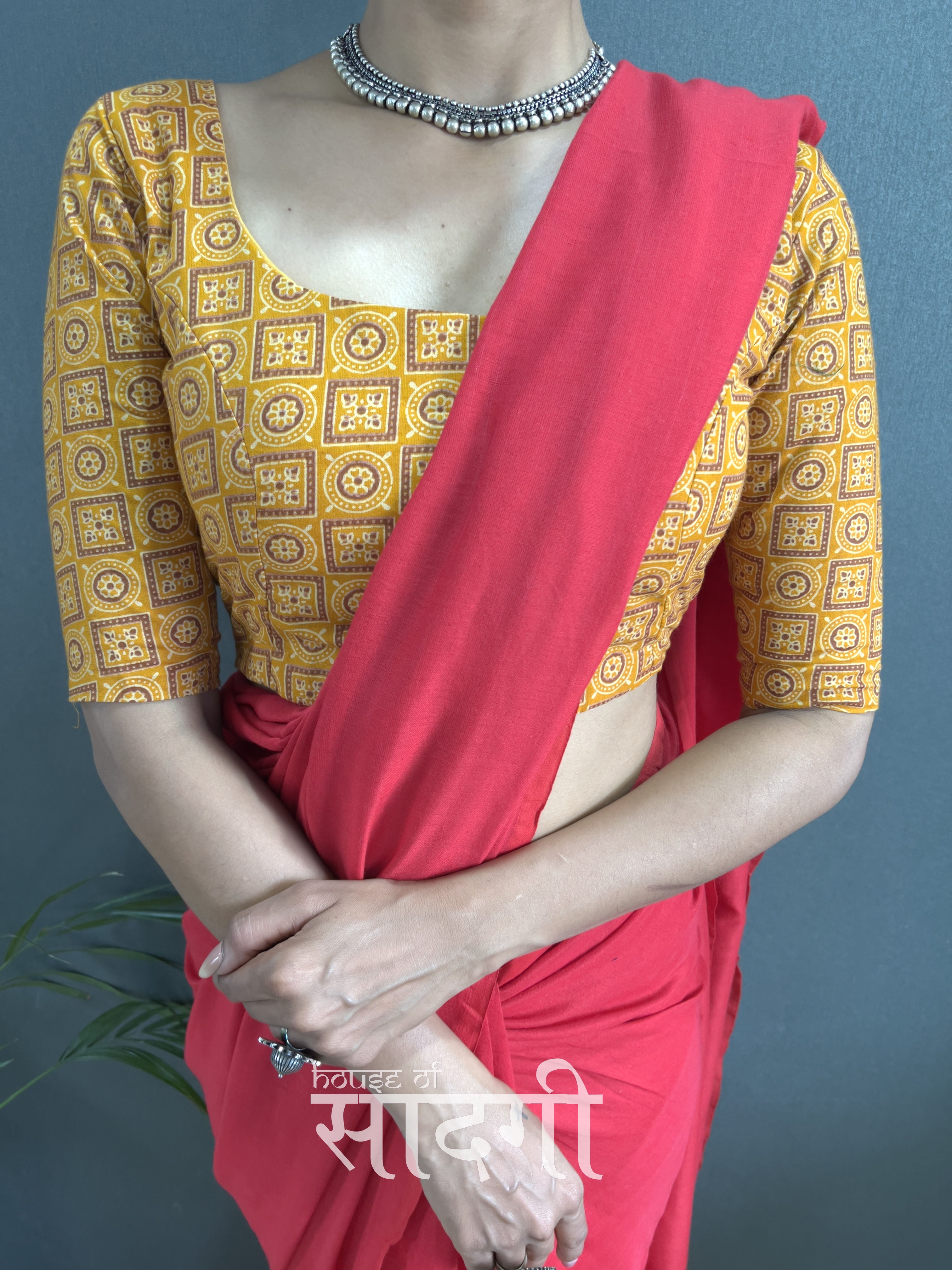 Red Handloom Cotton Saree With Yellow Printed Blouse