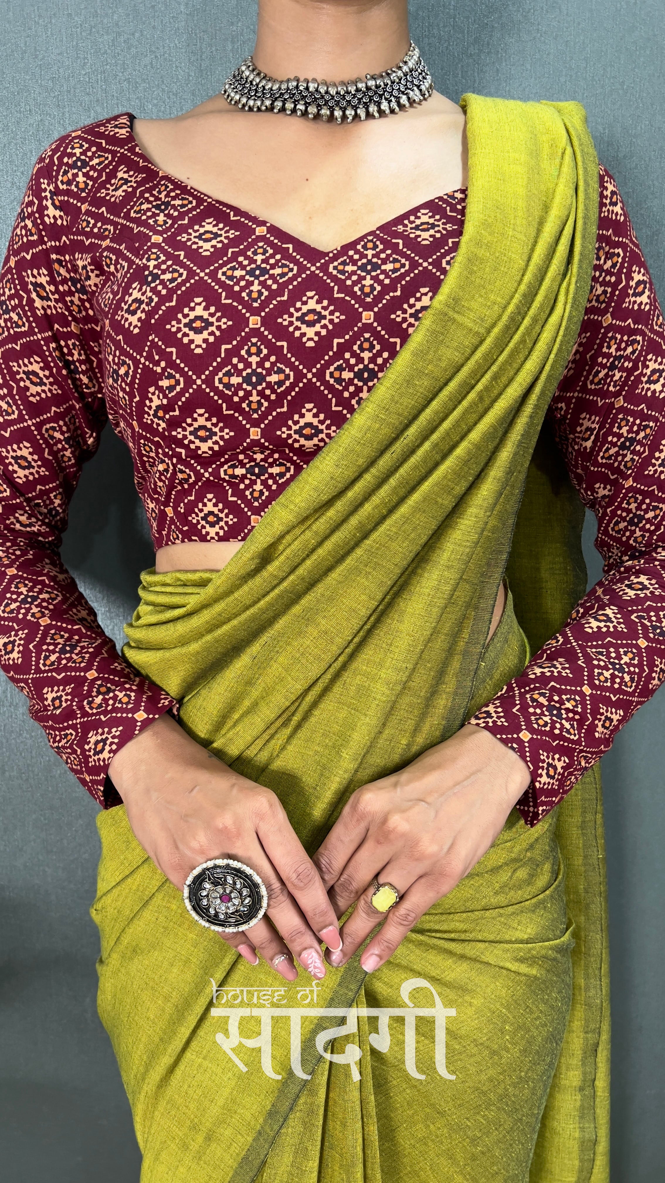 Mehndi Green Handloom Cotton Saree With Patola Printed Blouse