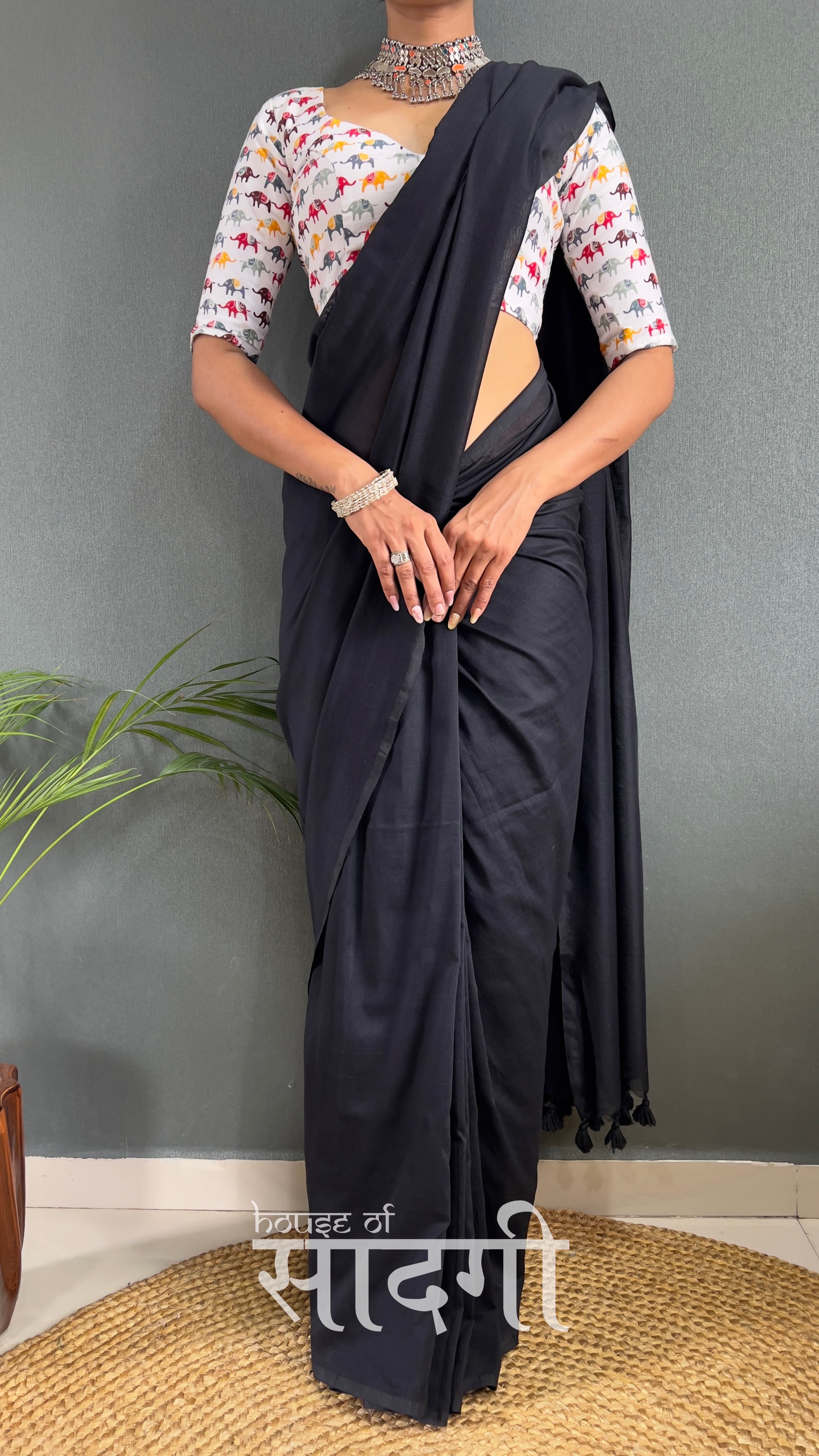 Black Handloom Cotton Saree With Elephant Printed Blouse