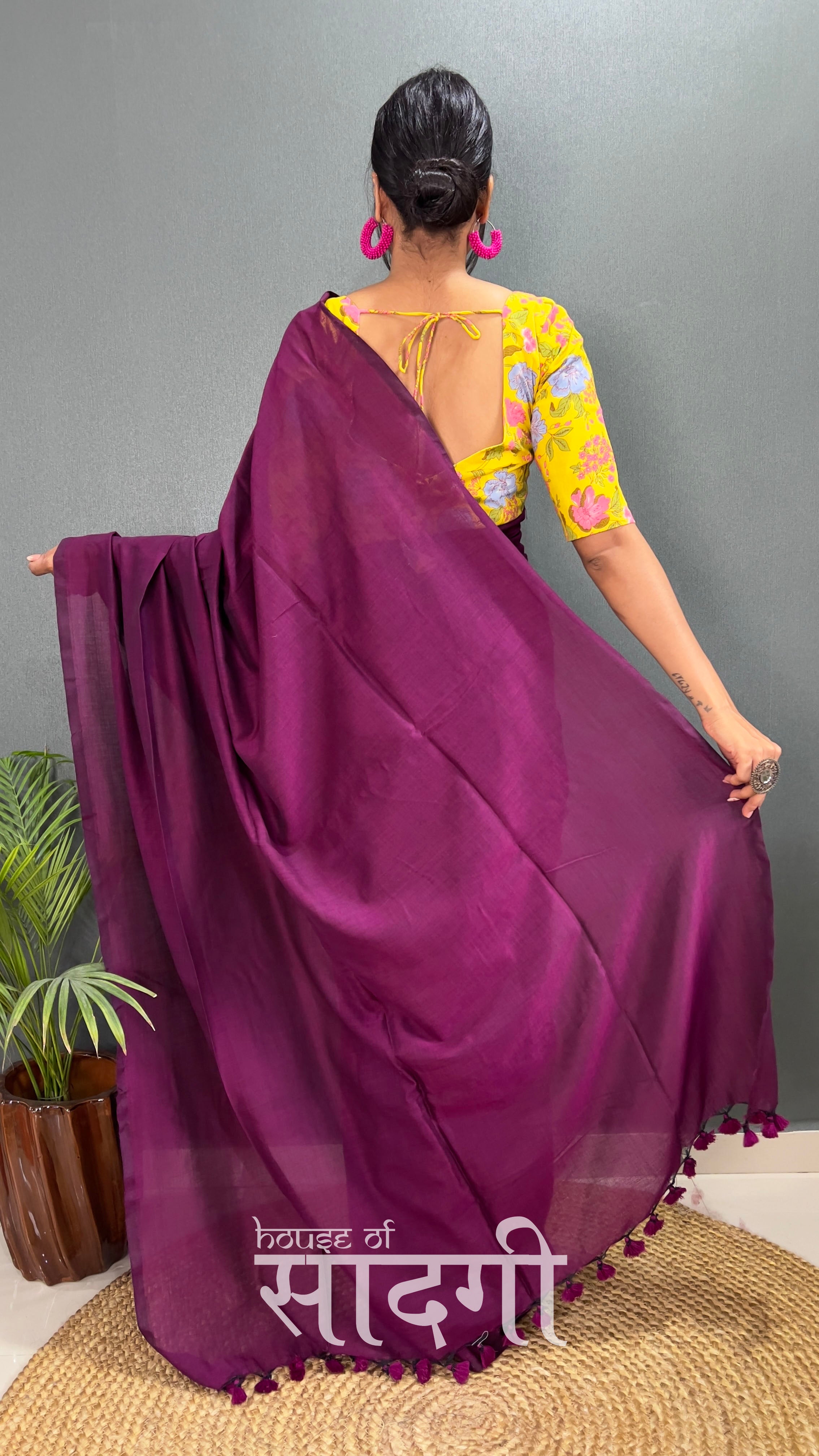 Wine Handloom Cotton Saree With Flower Printed Blouse