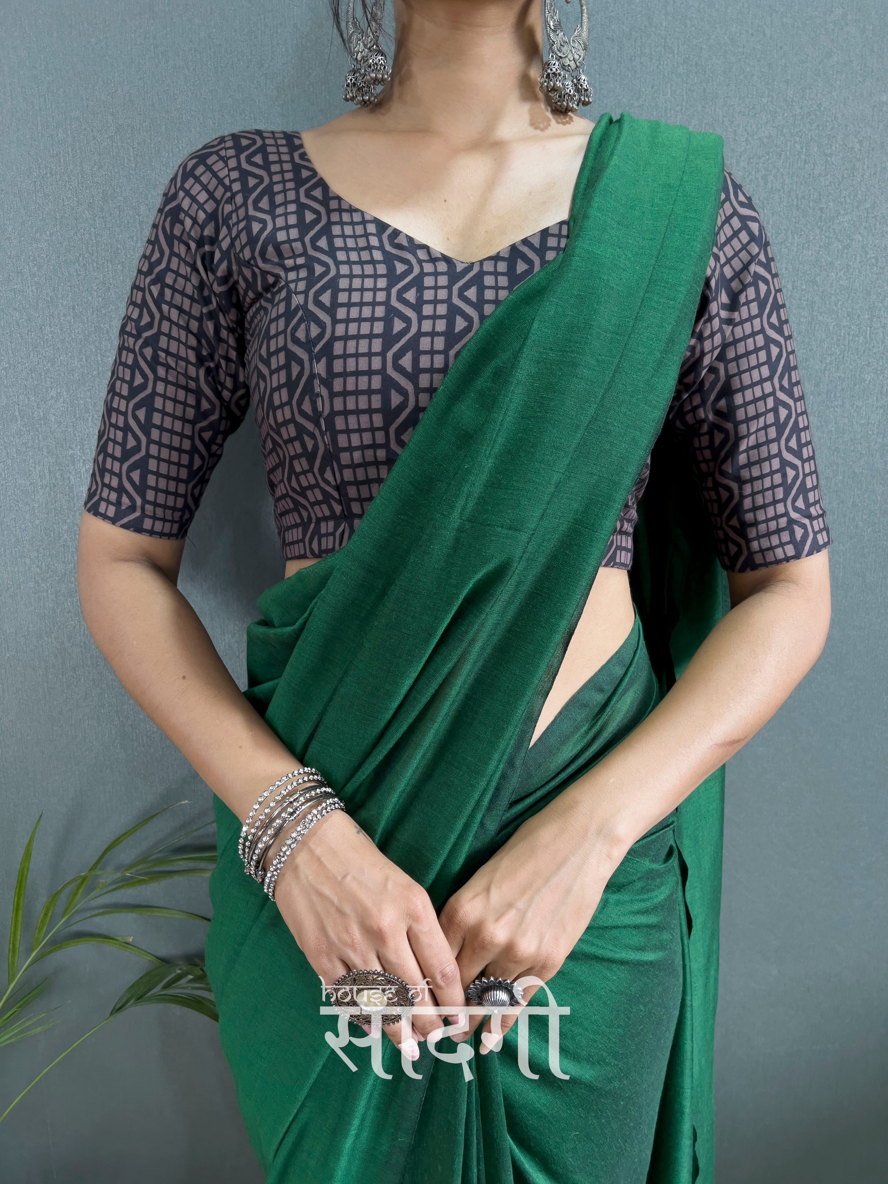 Green Handloom Cotton Saree With Black  Printed Blouse