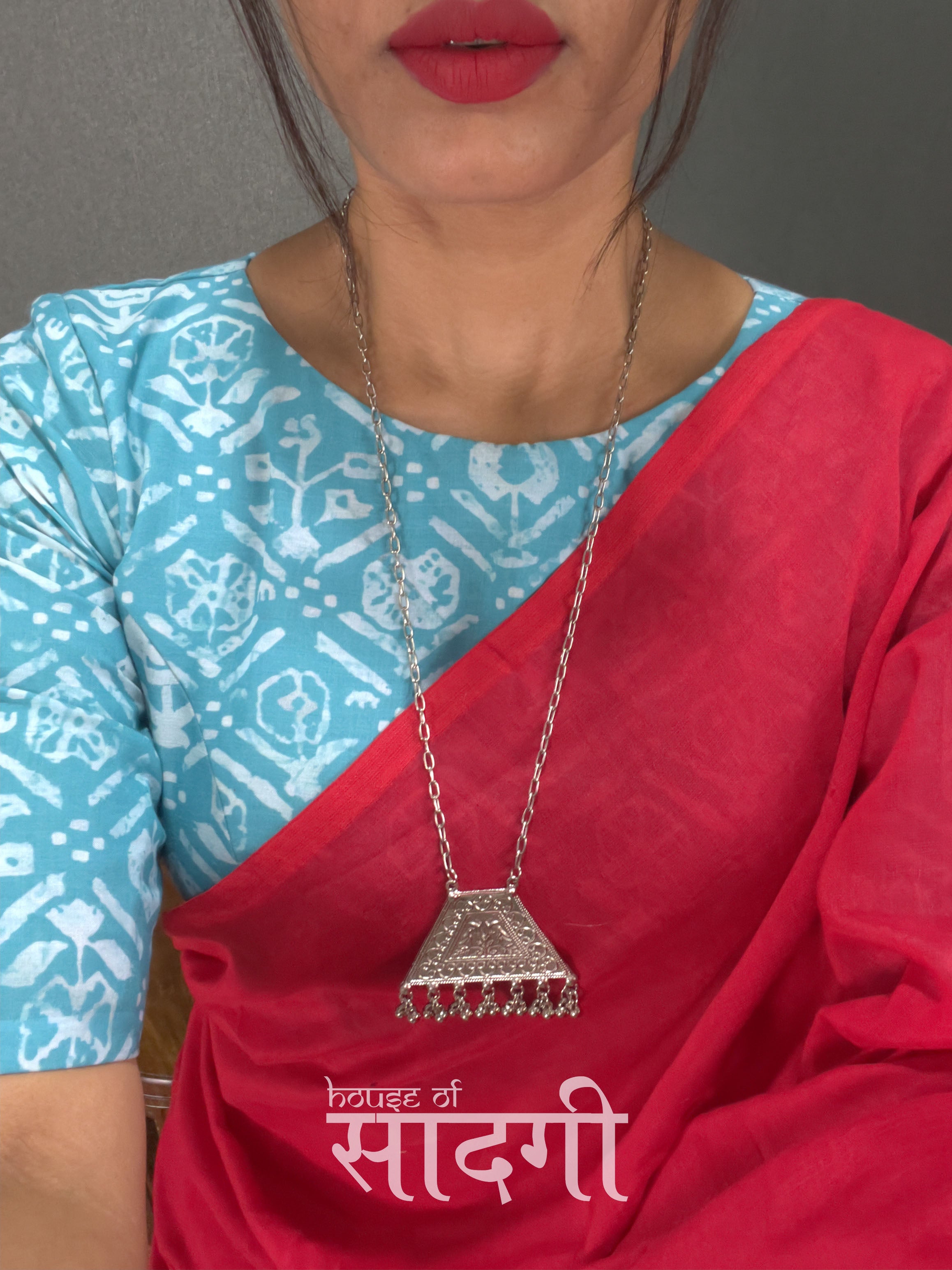 Red Handloom Cotton Saree With Sky Printed Blouse