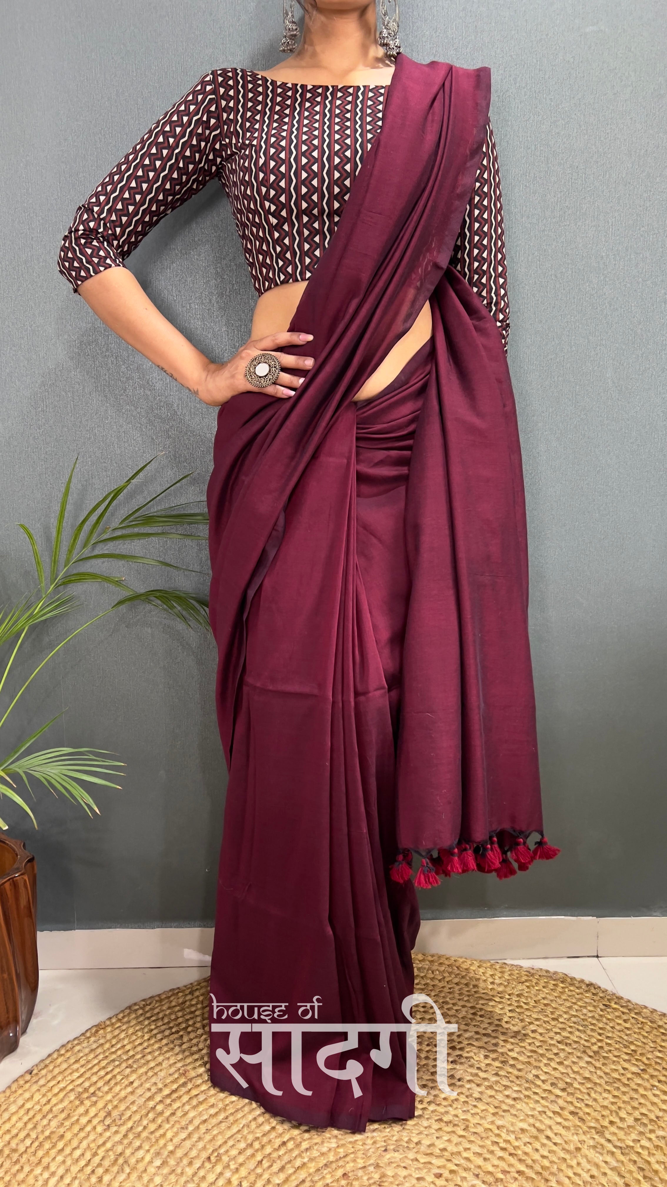 Dark Maroon Handloom Cotton Saree With Black Printed Blouse