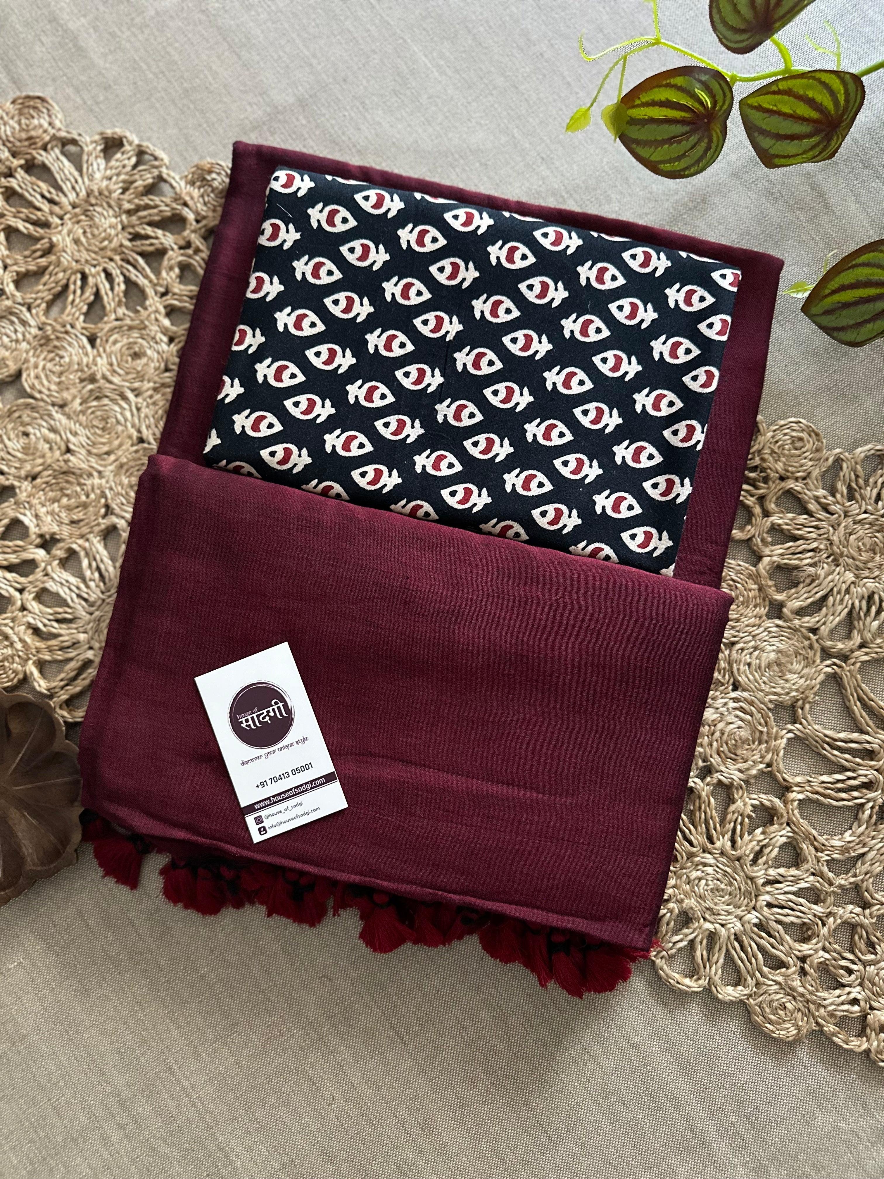 Dark Maroon Handloom Khadi Cotton Saree With Black Printed Blouse - House Of Sadgi