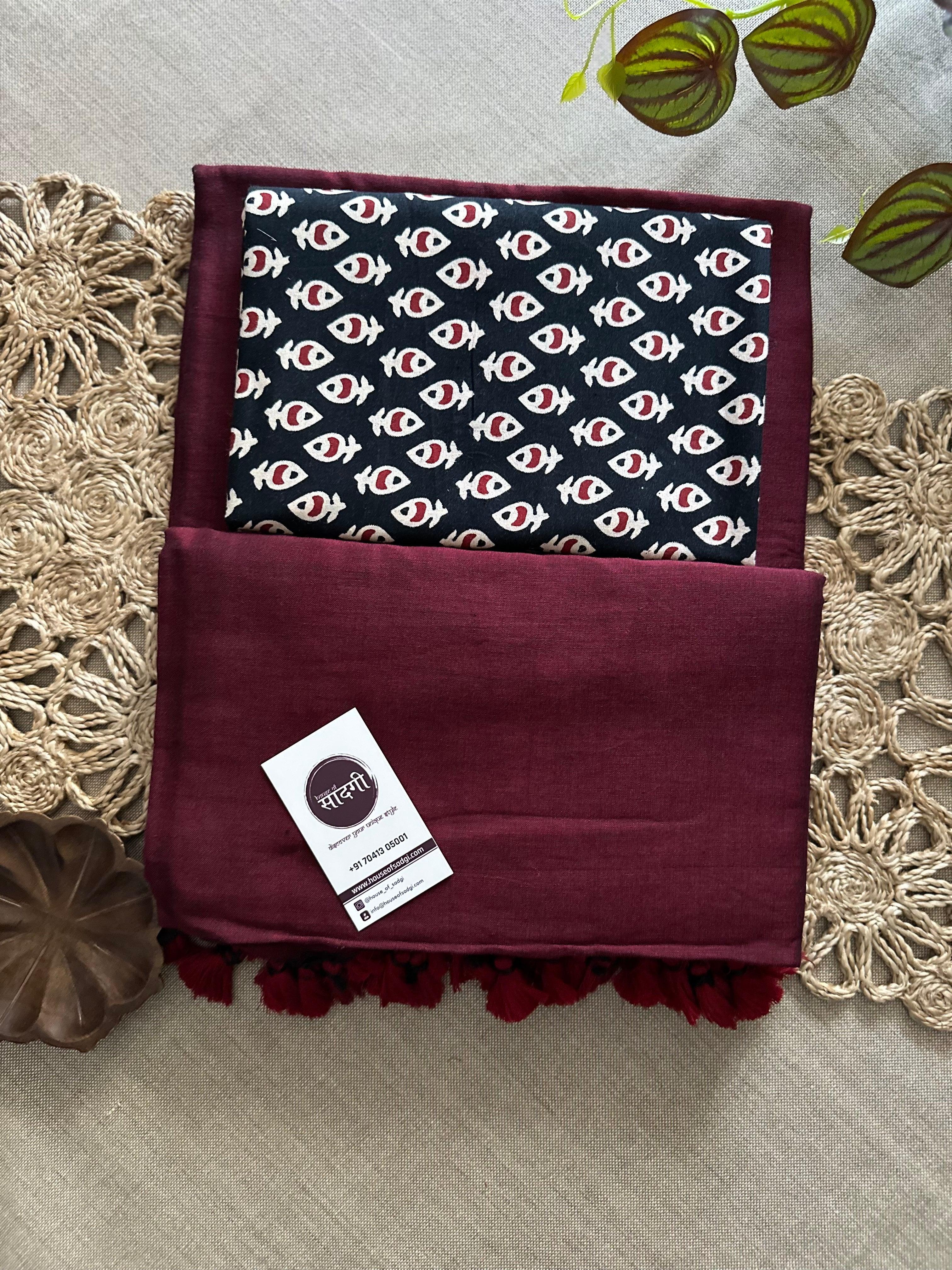 Dark Maroon Handloom Khadi Cotton Saree With Black Printed Blouse - House Of Sadgi