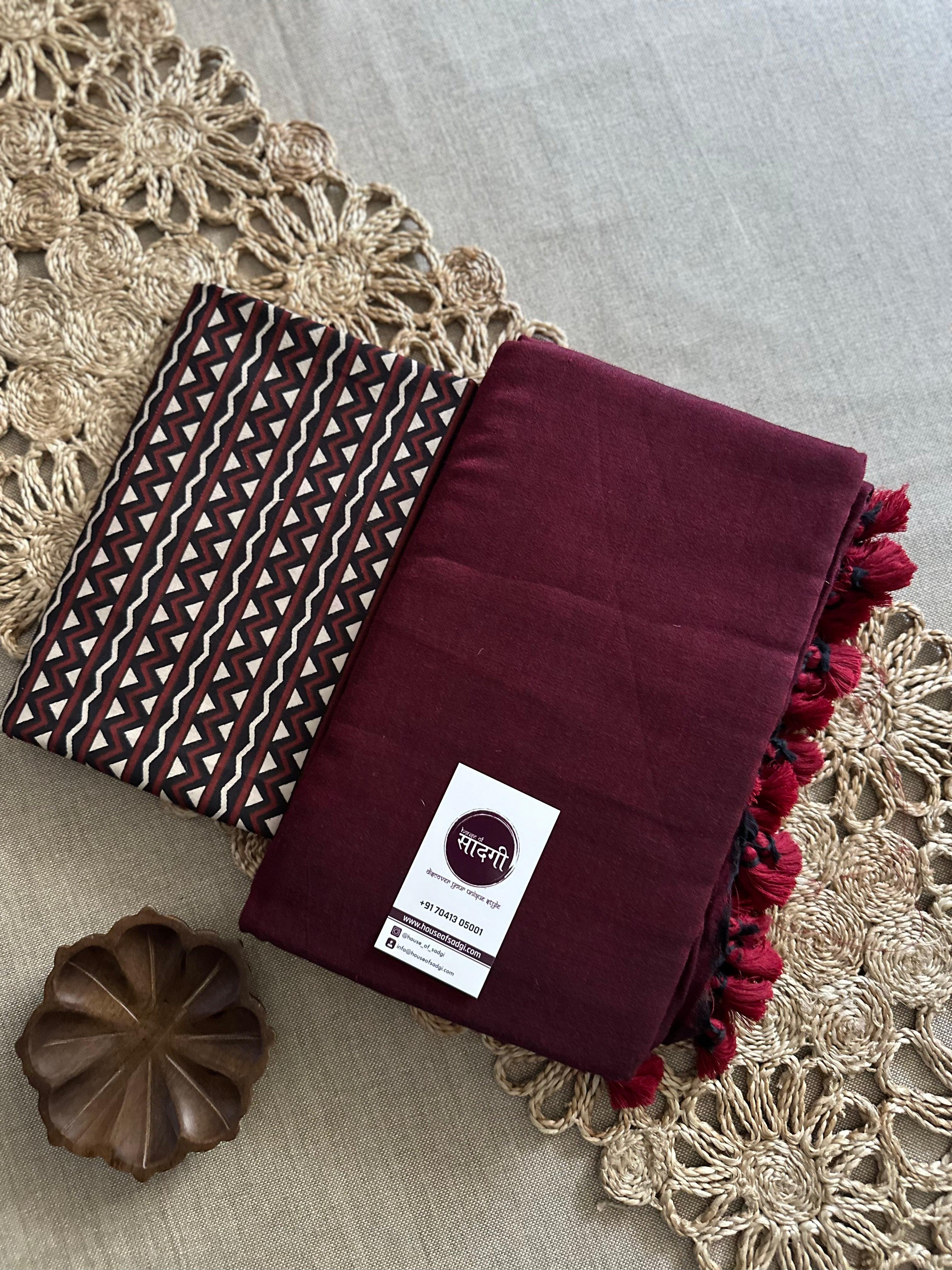 Dark Maroon Handloom Khadi Cotton Saree With Zigzag Printed Blouse - House Of Sadgi