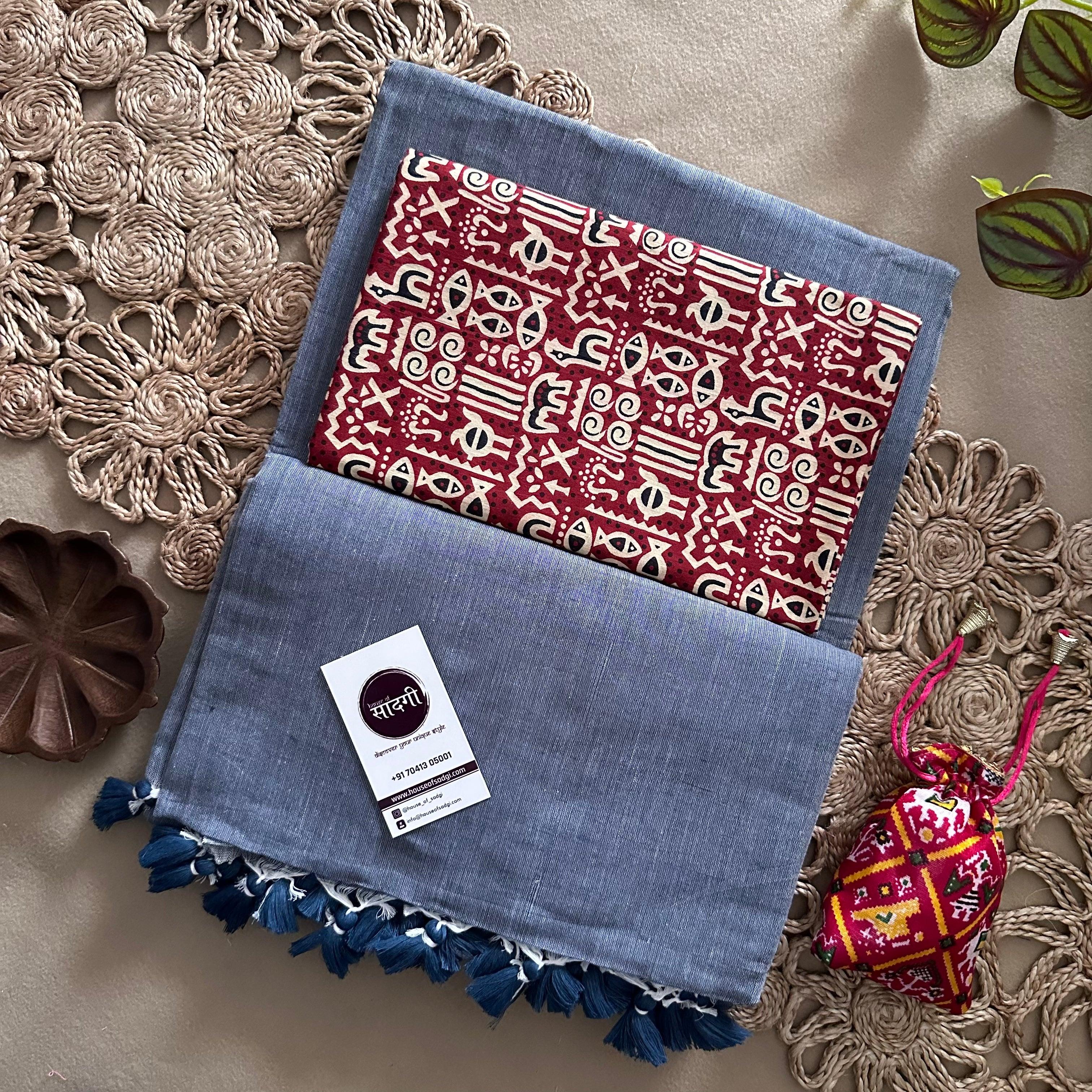 Light Grey Handloom Khadi Cotton Saree With Maroon Printed Blouse - House Of Sadgi