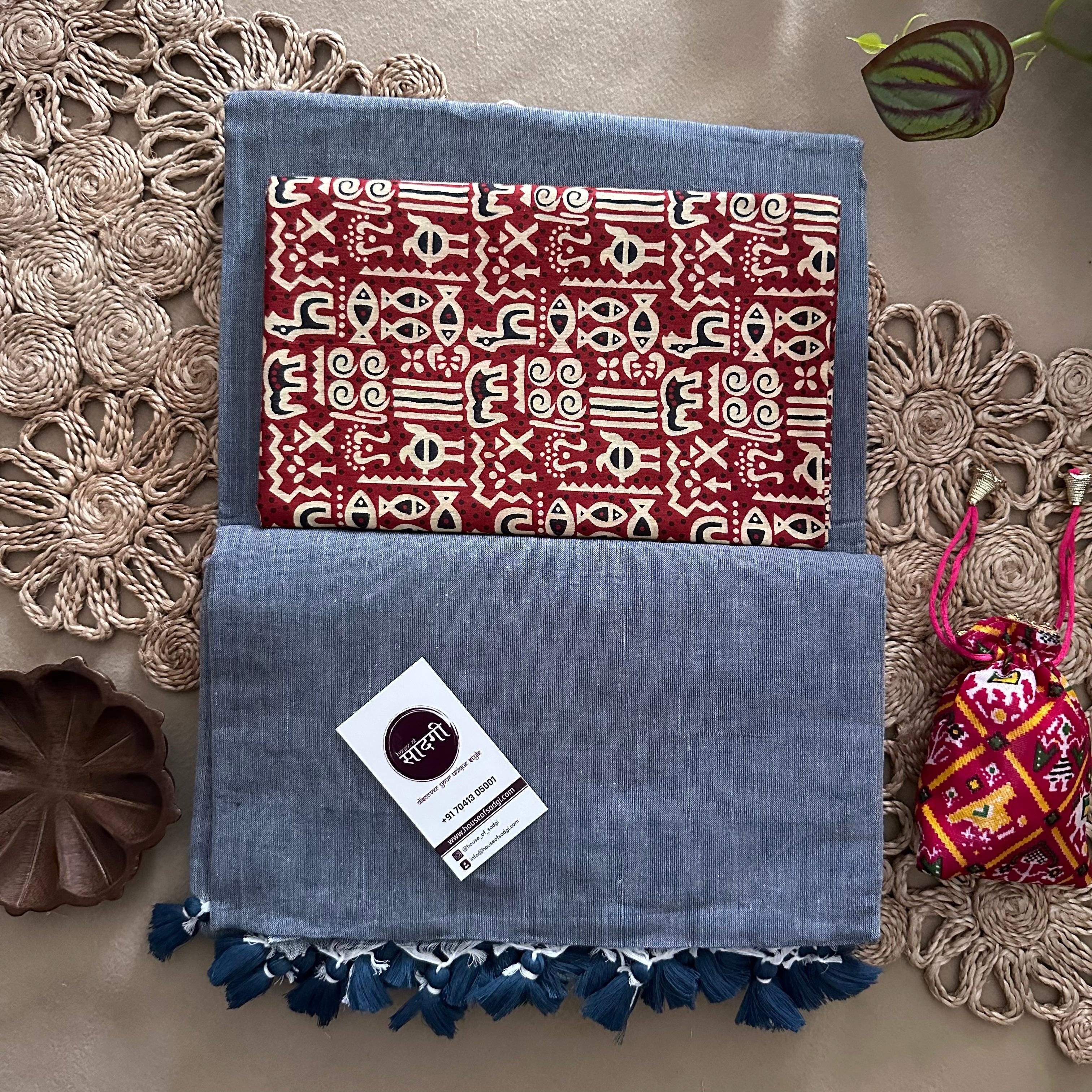 Light Grey Handloom Khadi Cotton Saree With Maroon Printed Blouse - House Of Sadgi