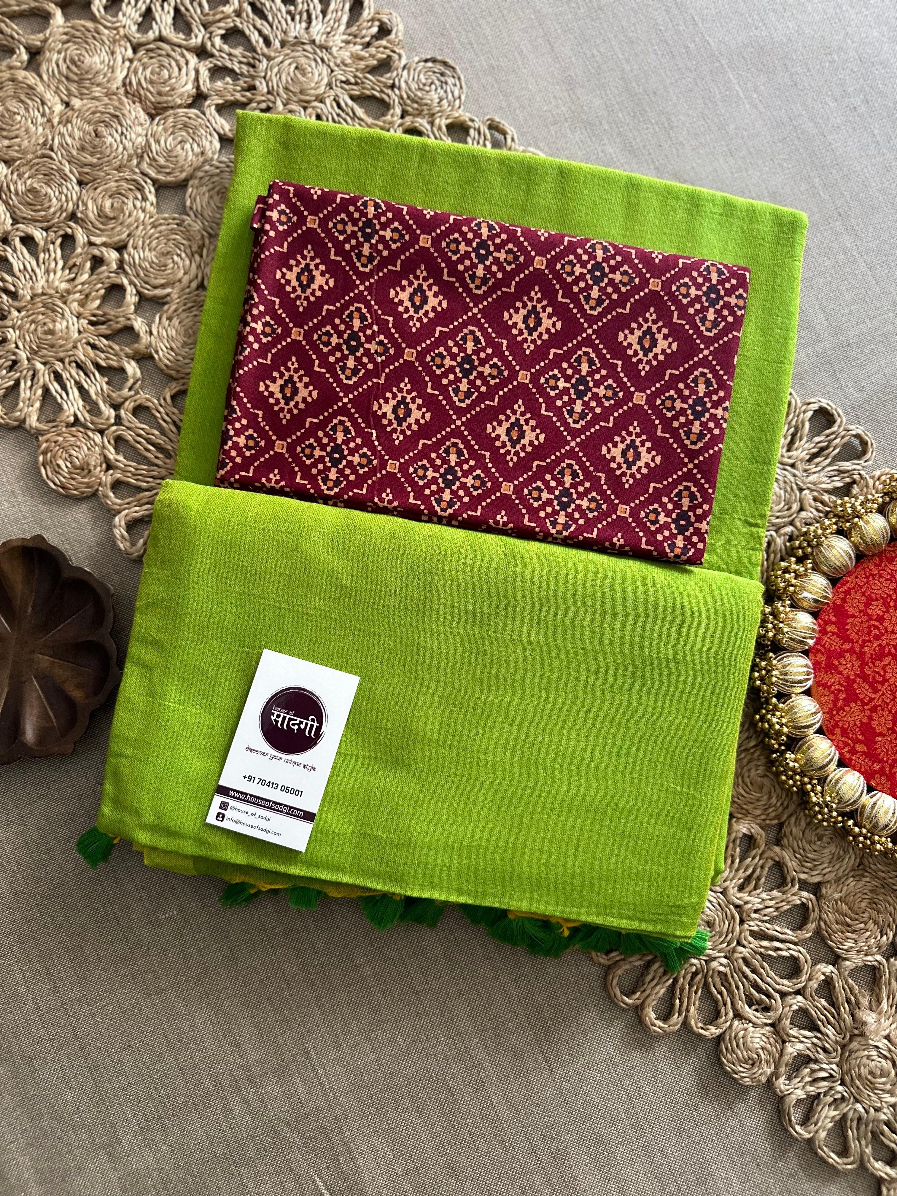 Perrot Green Handloom Khadi Cotton Saree With Maroon Geometric Print Blouse - House Of Sadgi