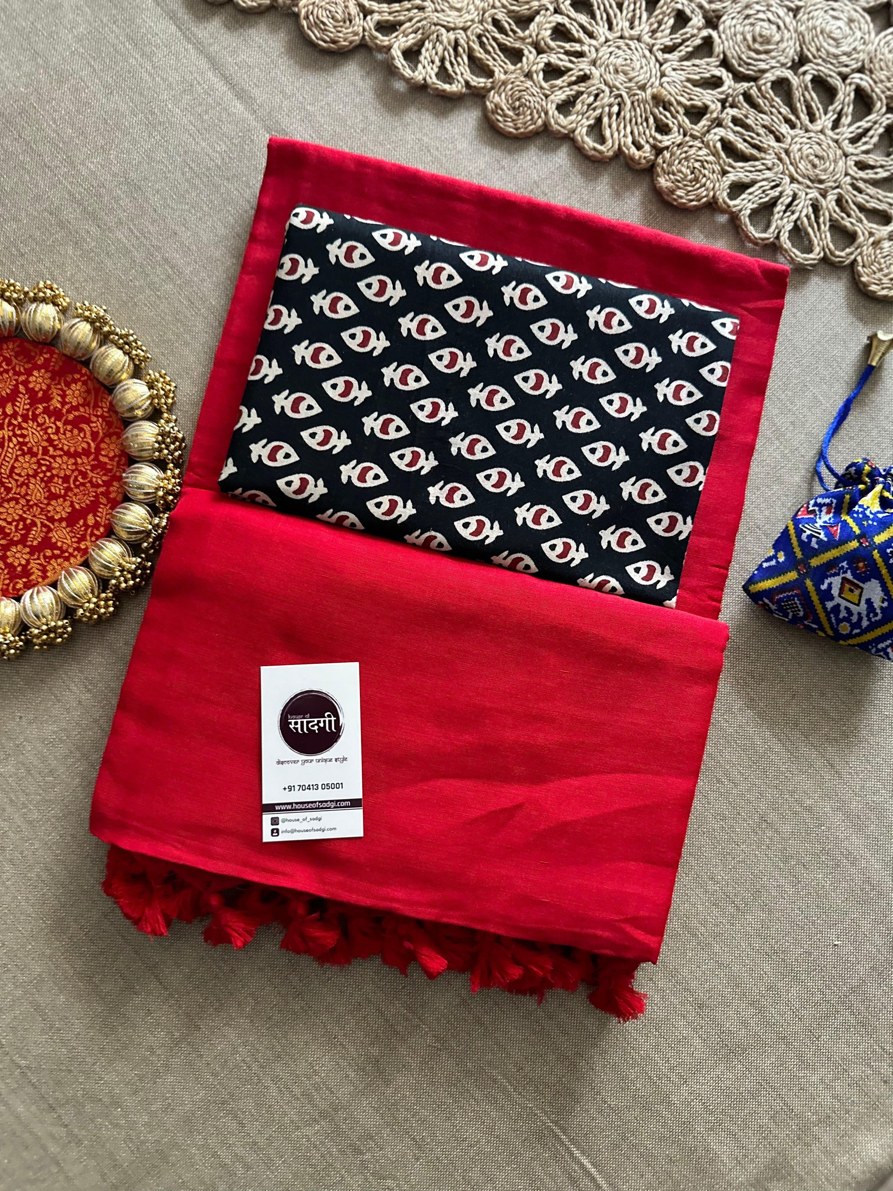 Red Handloom Khadi Cotton Saree With Black Printed Blouse - House Of Sadgi