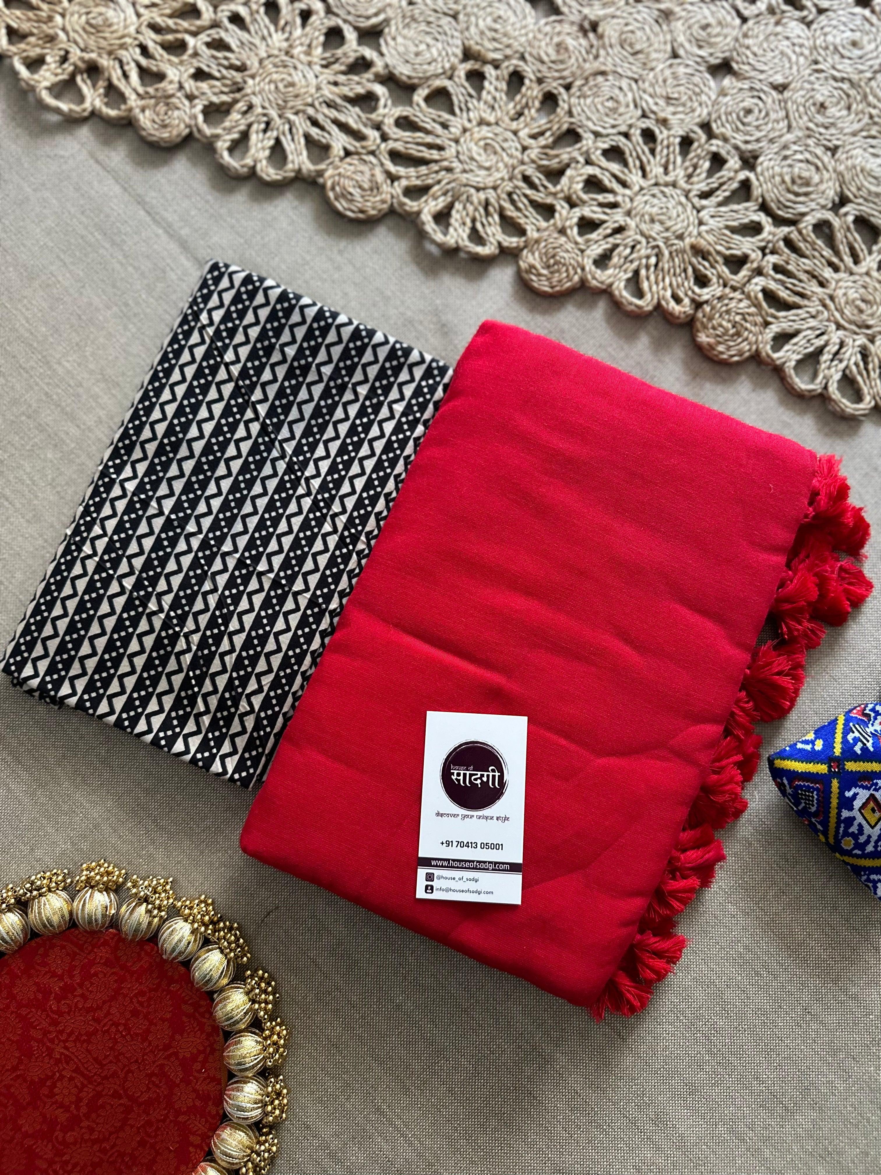 Red Handloom Khadi Cotton Saree With Lining Print Blouse - House Of Sadgi